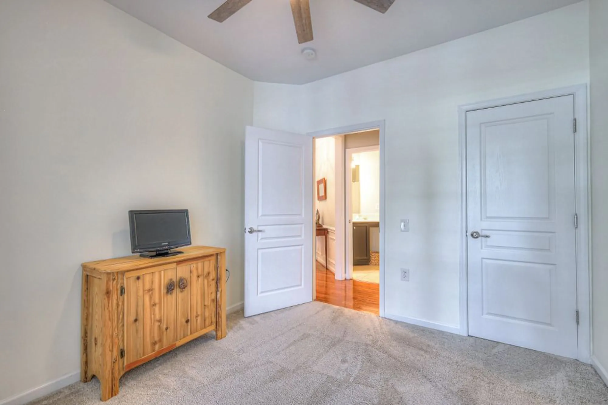 Property Slideshow image 24 of 43 | 107 old towne dr, Mount Juliet, TN, 37122