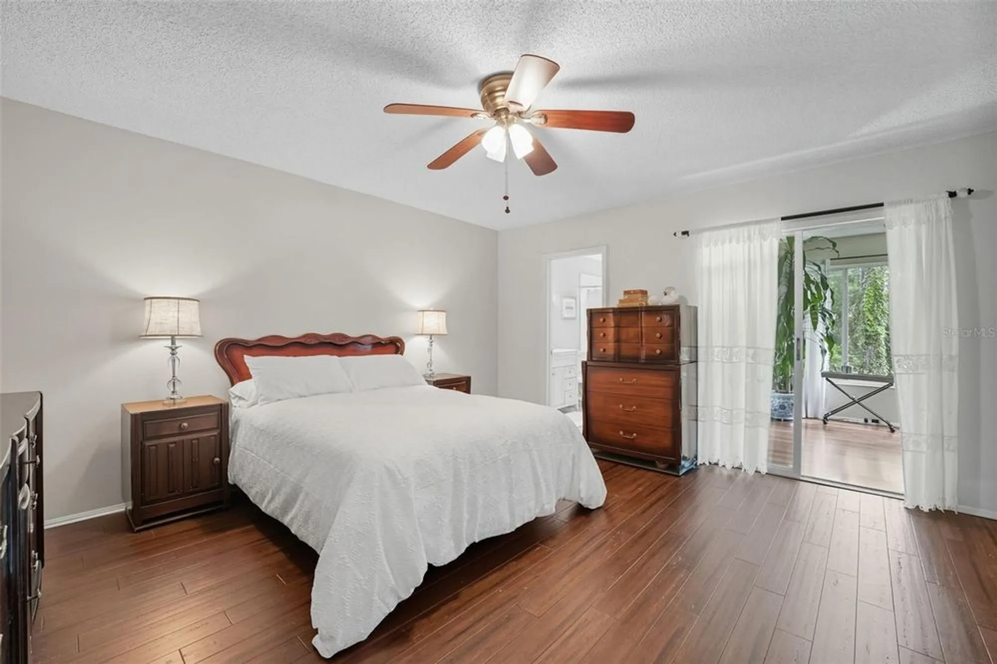 Property Slideshow image 16 of 50 | 2430 florentine way apt 56, Clearwater, FL, 33763