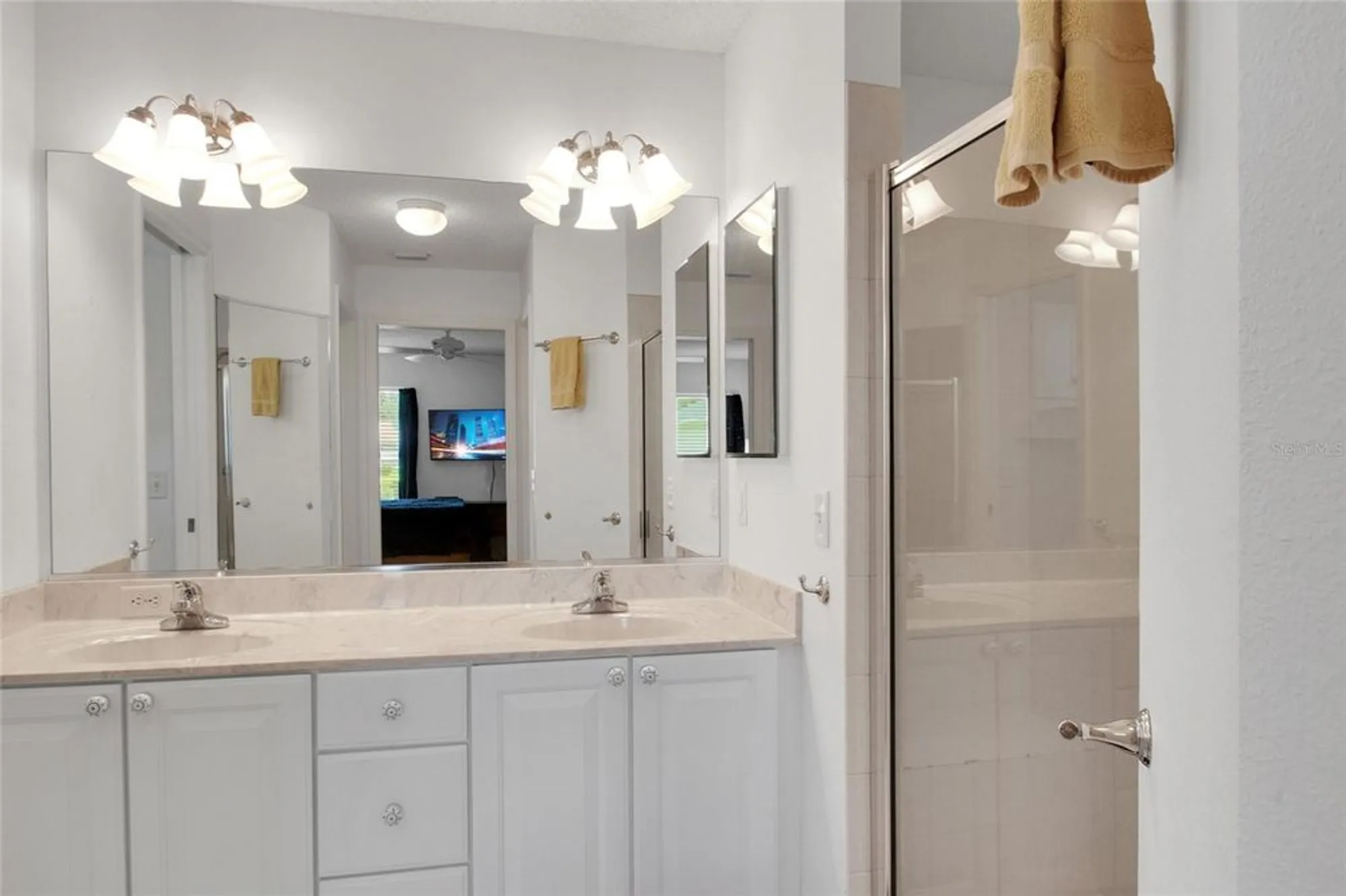 Property Slideshow image 18 of 48 | 670 fayette ct, The Villages, FL, 32162