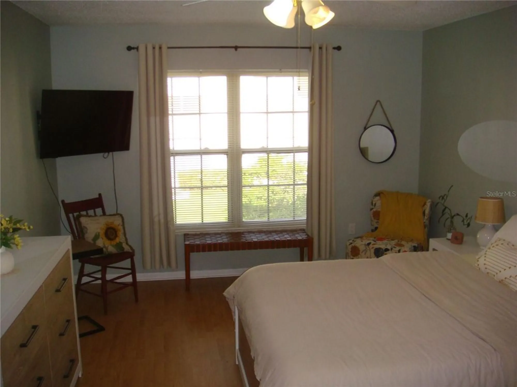 Property Slideshow image 5 of 33 | 19029 us highway 19 n apt 6-13, Clearwater, FL, 33764