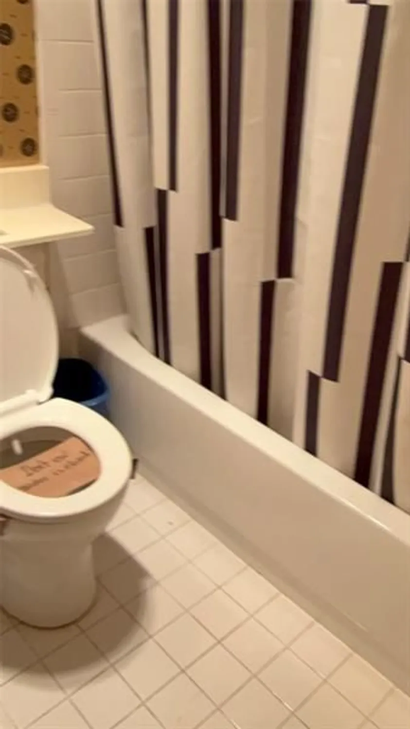 Property Slideshow image 6 of 30 | 6095 n sabal palm blvd 212, Tamarac, FL, 33319