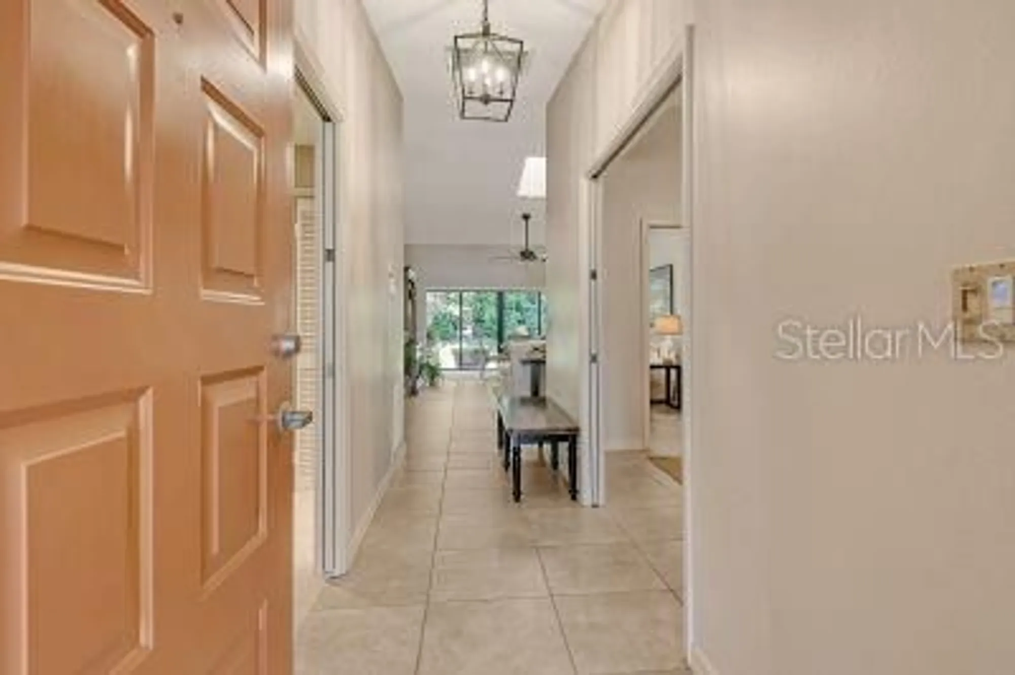 Property Slideshow image 6 of 28 | 3954 wilshire cir e # 165, Sarasota, FL, 34238