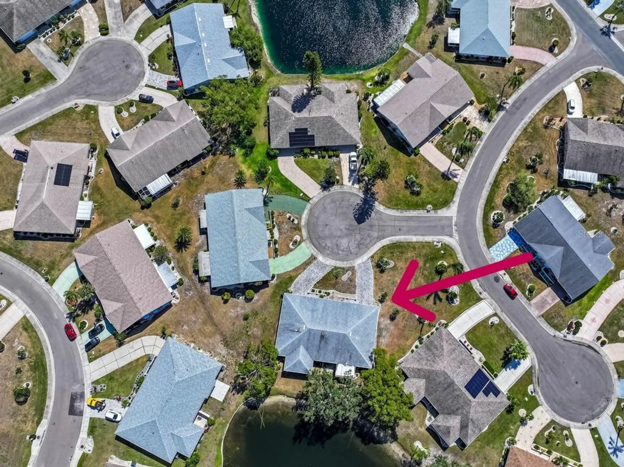 Property Slideshow image 33 of 34 | 1002 strawpocket pl, Sun City Center, FL, 33573