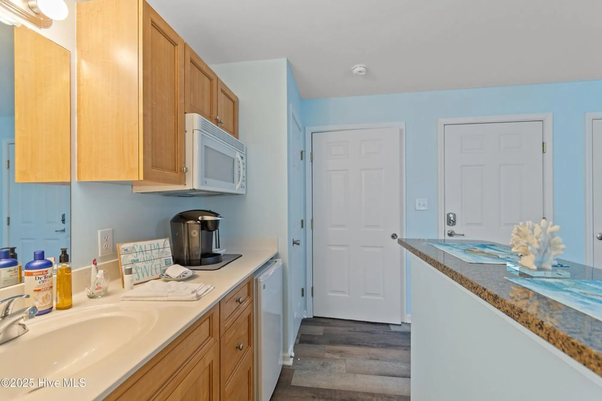 Property Slideshow image 27 of 31 | 3350 club villa dr 2105, Southport, NC, 28461