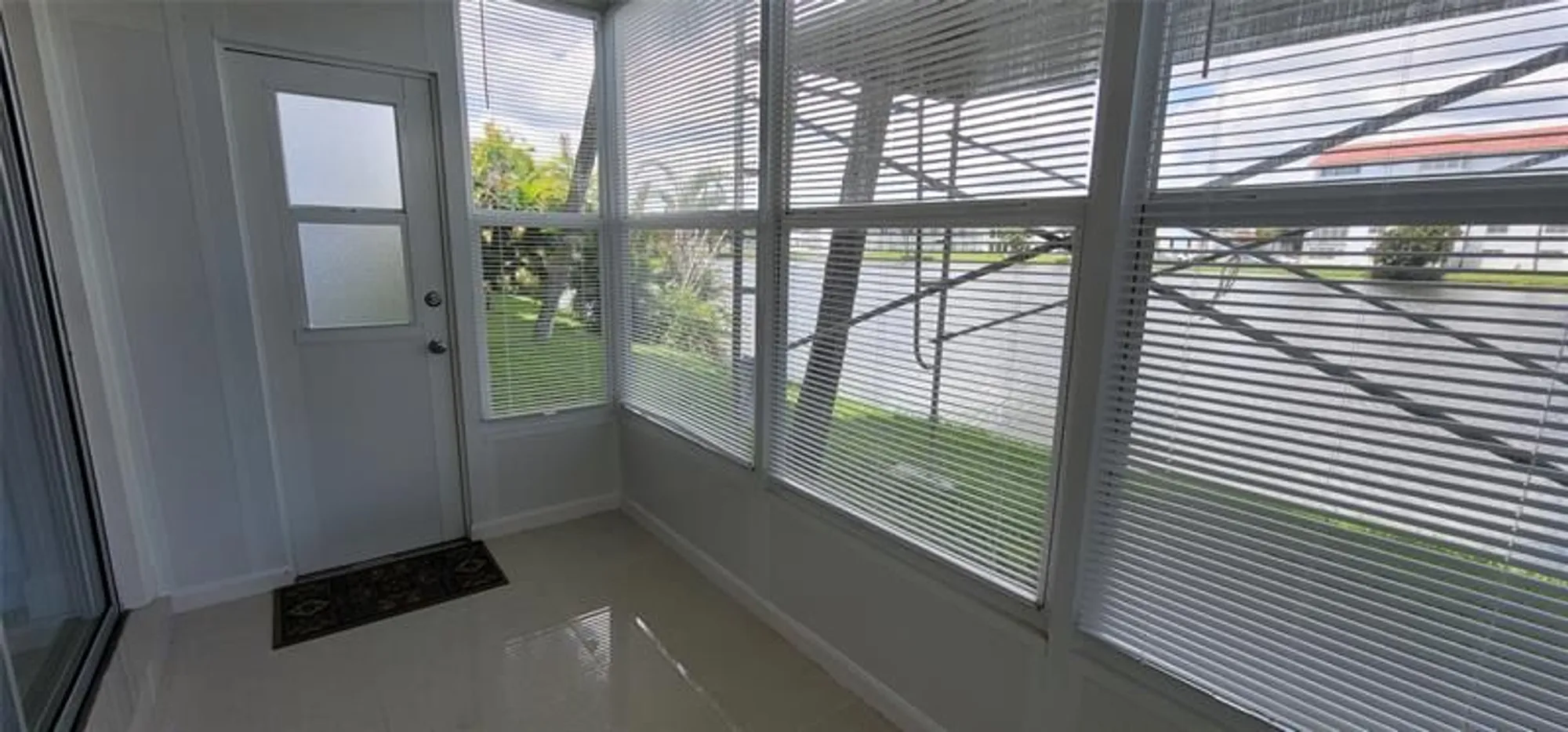 Property Slideshow image 15 of 43 | 4751 nw 21st st 112, Lauderhill, FL, 33313