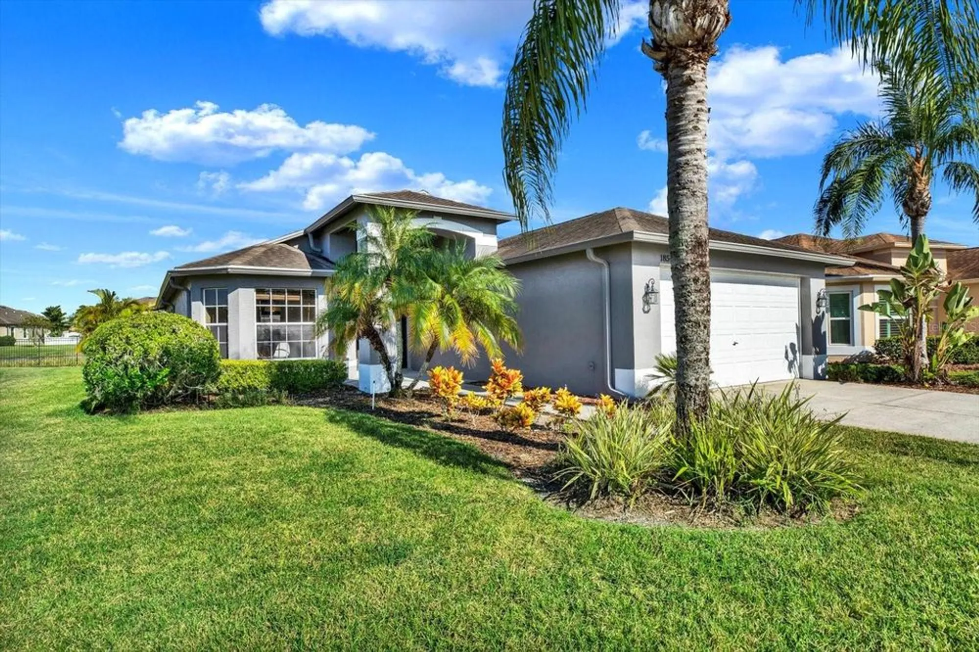 Property Slideshow image 1 of 49 | 1851 arbor knoll loop, Trinity, FL, 34655