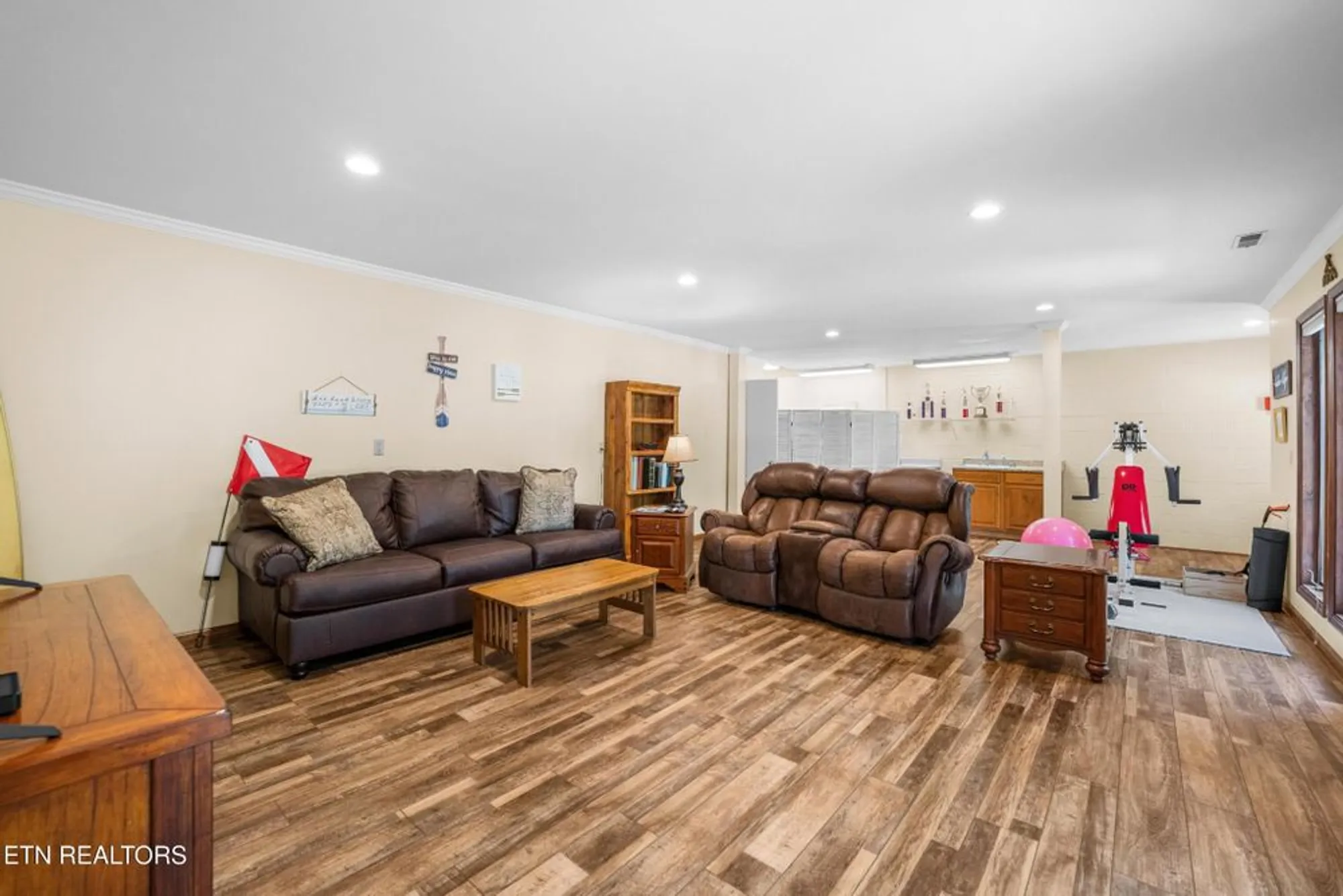 Property Slideshow image 34 of 52 | 116 knollwood ln, Crossville, TN, 38558