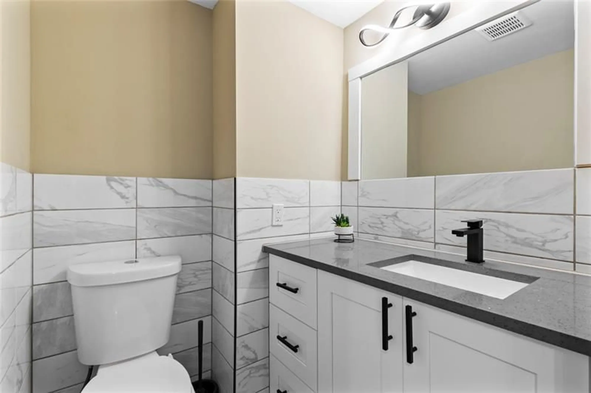 Property Slideshow image 9 of 29 | 21691 cypress rd apt 16c, Boca Raton, FL, 33433