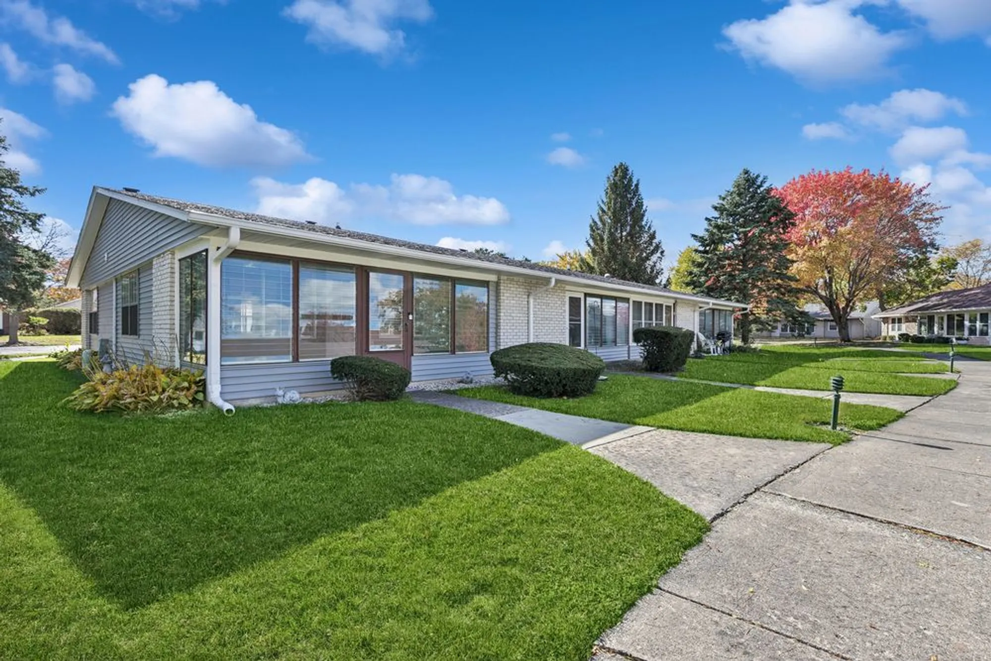 Property Slideshow image 1 of 20 | 7411 leisure village ave # 7411, Fox Lake, IL, 60020