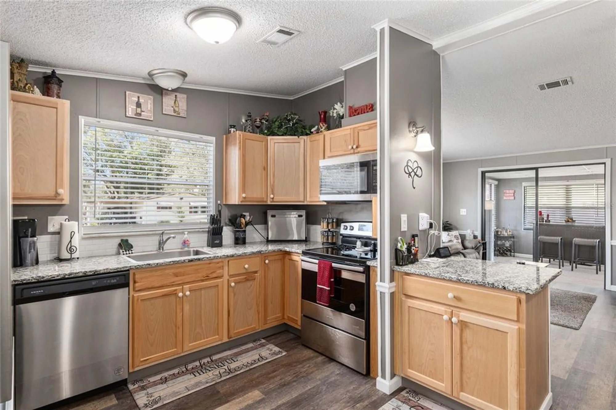 Property Slideshow image 5 of 39 | 1727 hilton head blvd, Lady Lake, FL, 32159