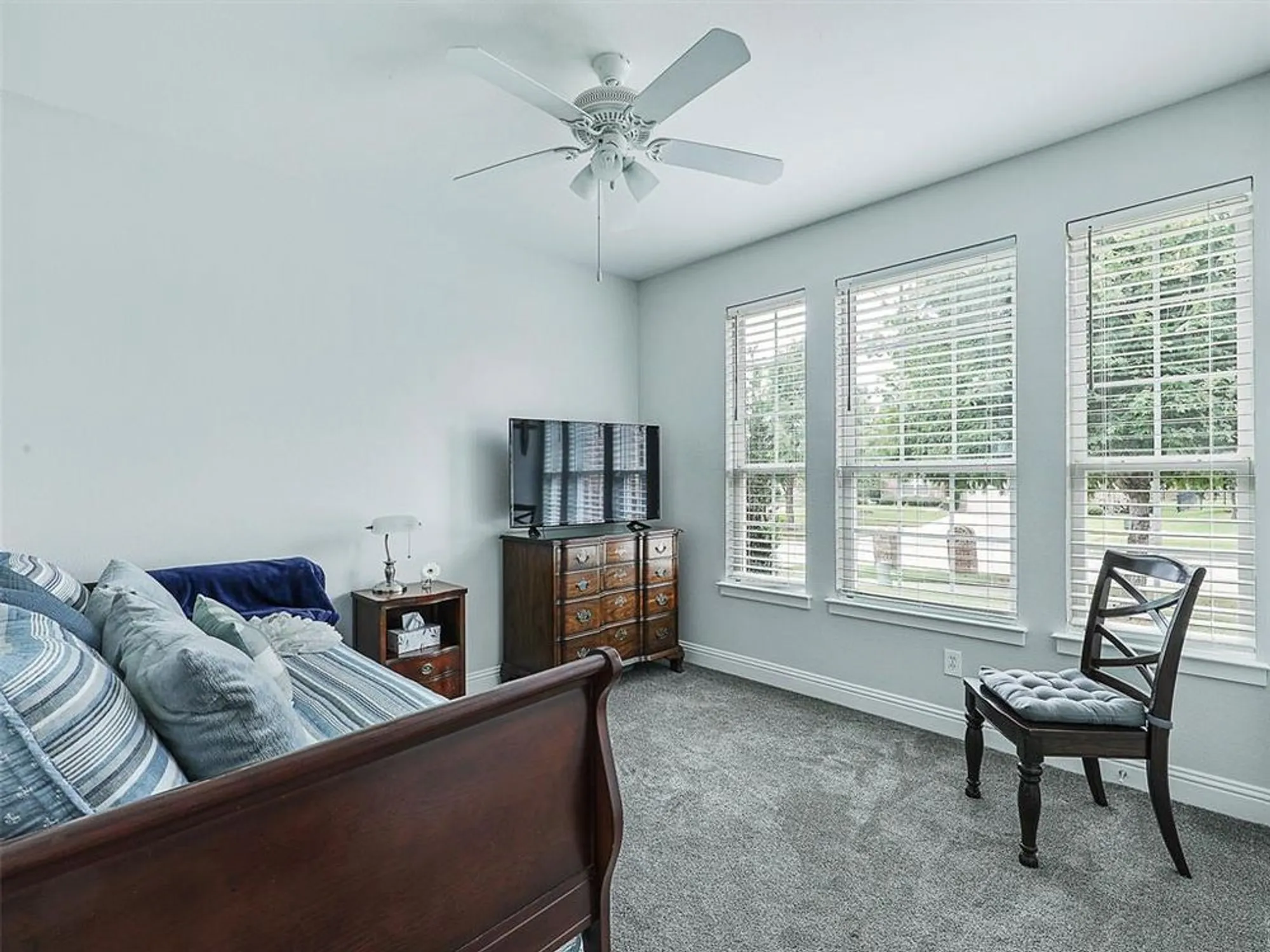 Property Slideshow image 28 of 37 | 6026 prairie bend ln, Frisco, TX, 75036