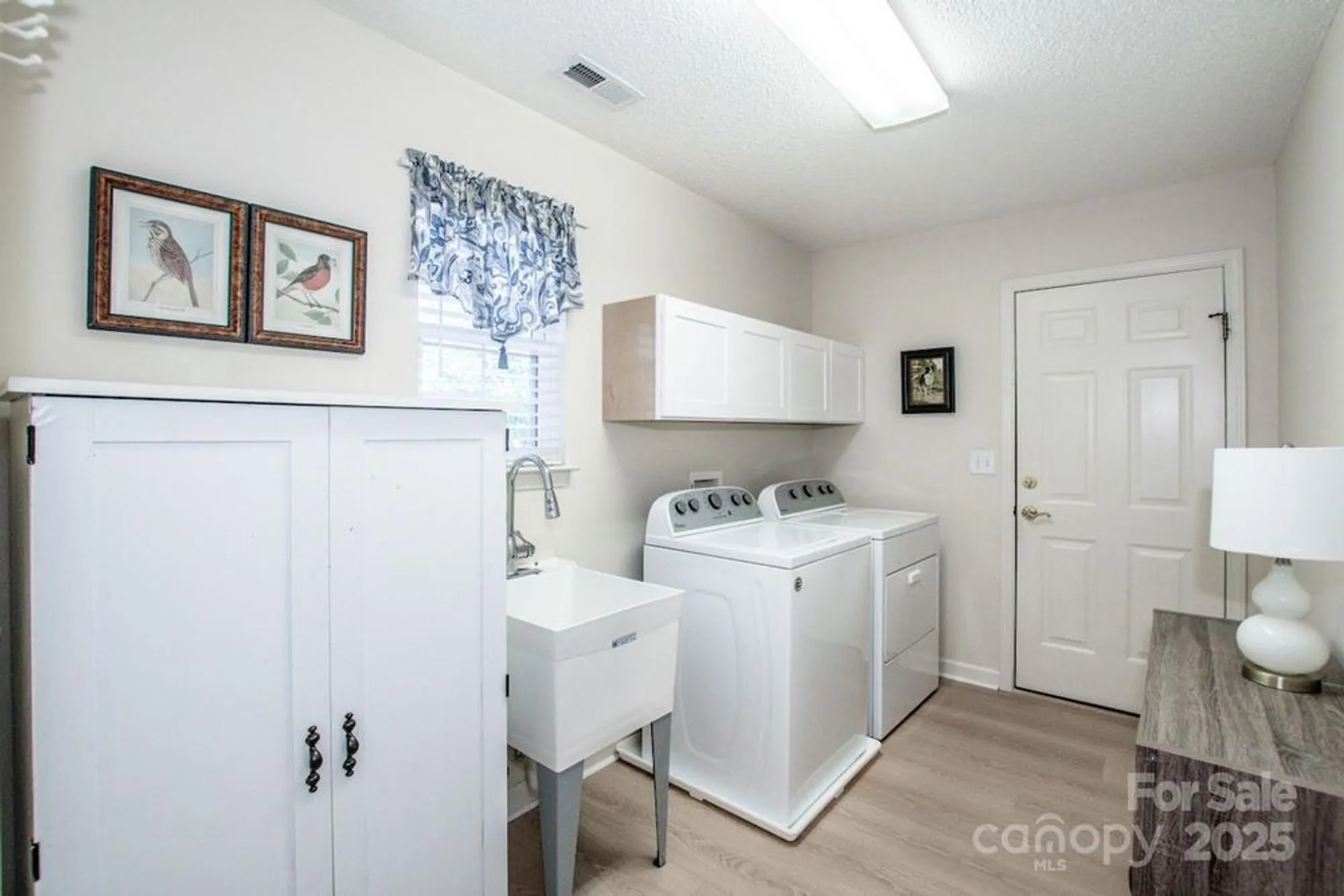 Property Slideshow image 23 of 32 | 134 ashwood ln, Mooresville, NC, 28117