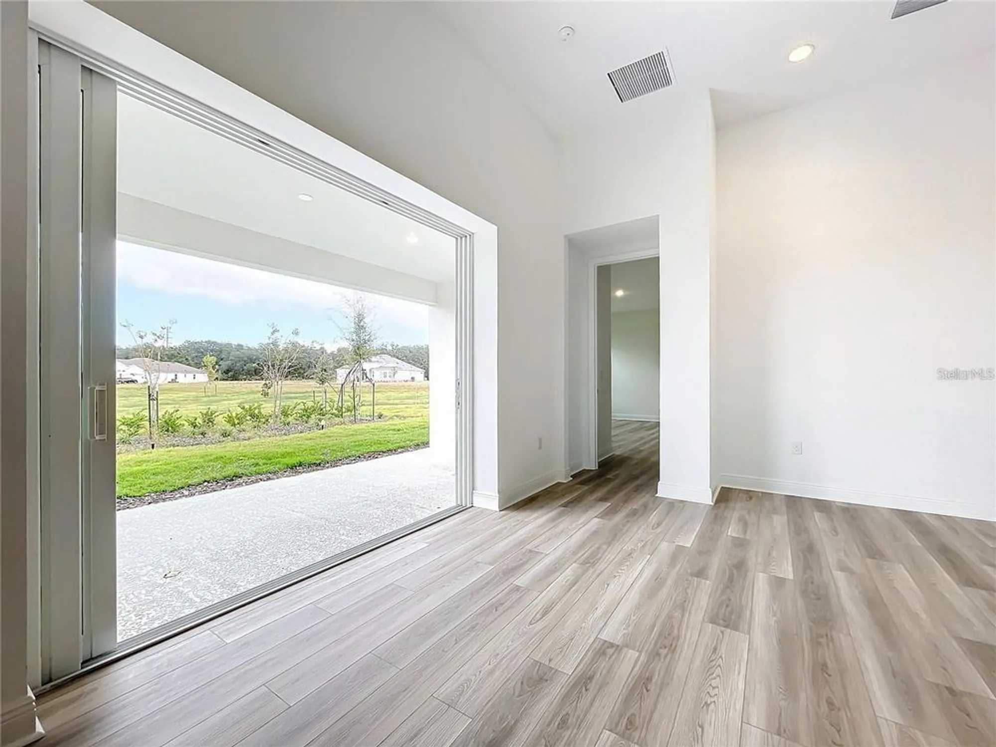 Property Slideshow image 24 of 55 | 3951 kennebunk loop, Mount Dora, FL, 32757