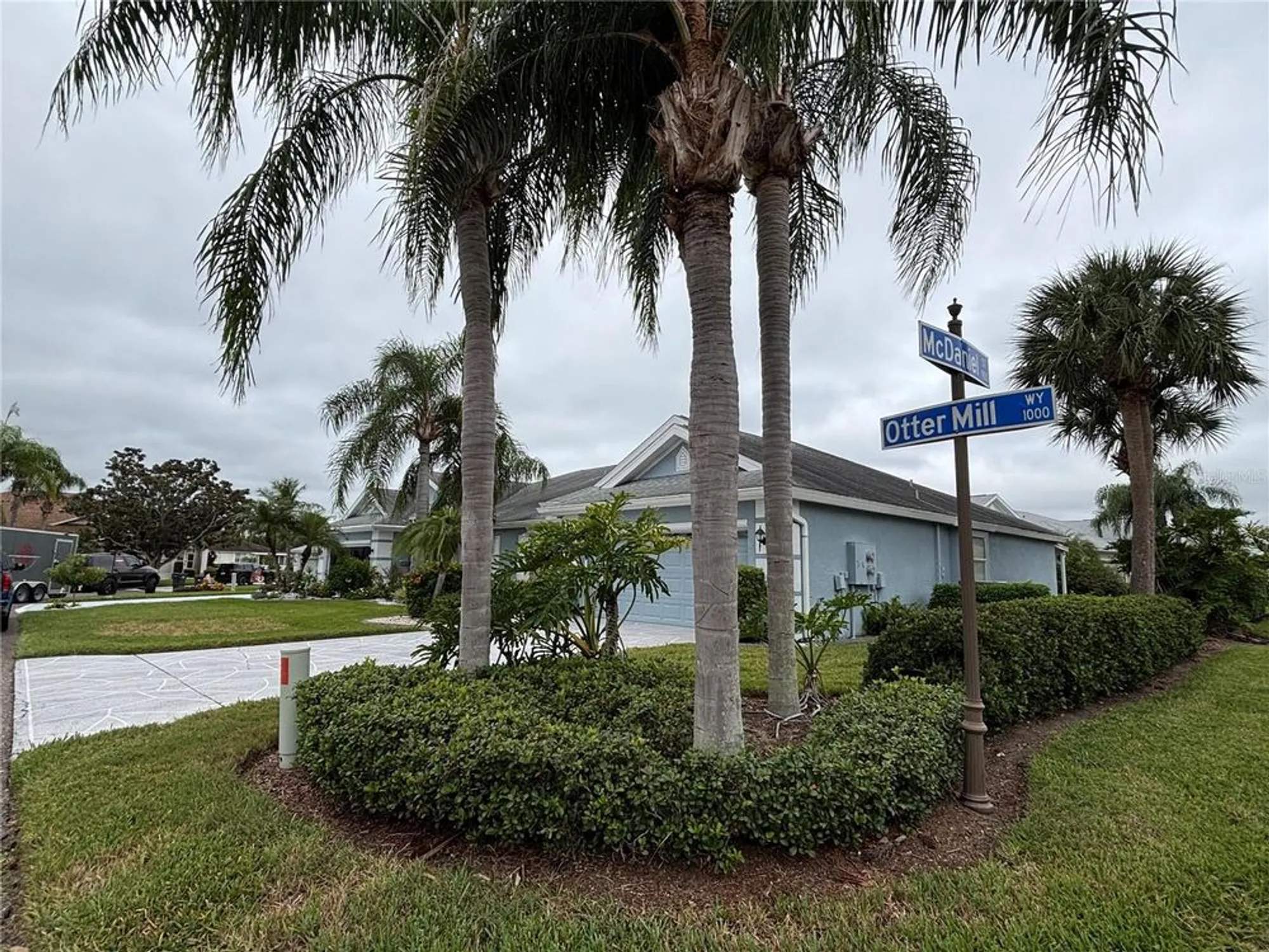 Property Slideshow image 3 of 17 | 1001 otter mill way # 1001, Sun City Center, FL, 33573