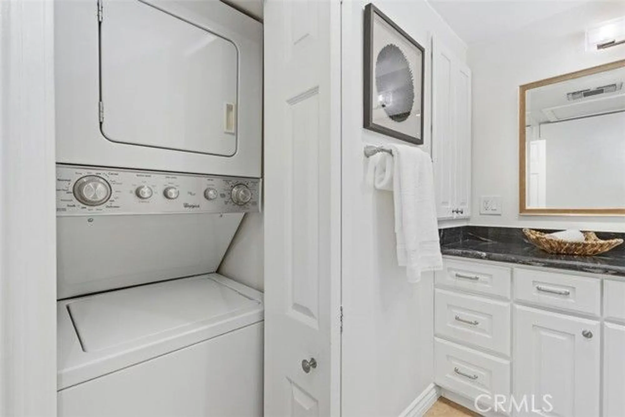 Property Slideshow image 21 of 38 | 13451 danbury ln # m6-133d, Seal Beach, CA, 90740