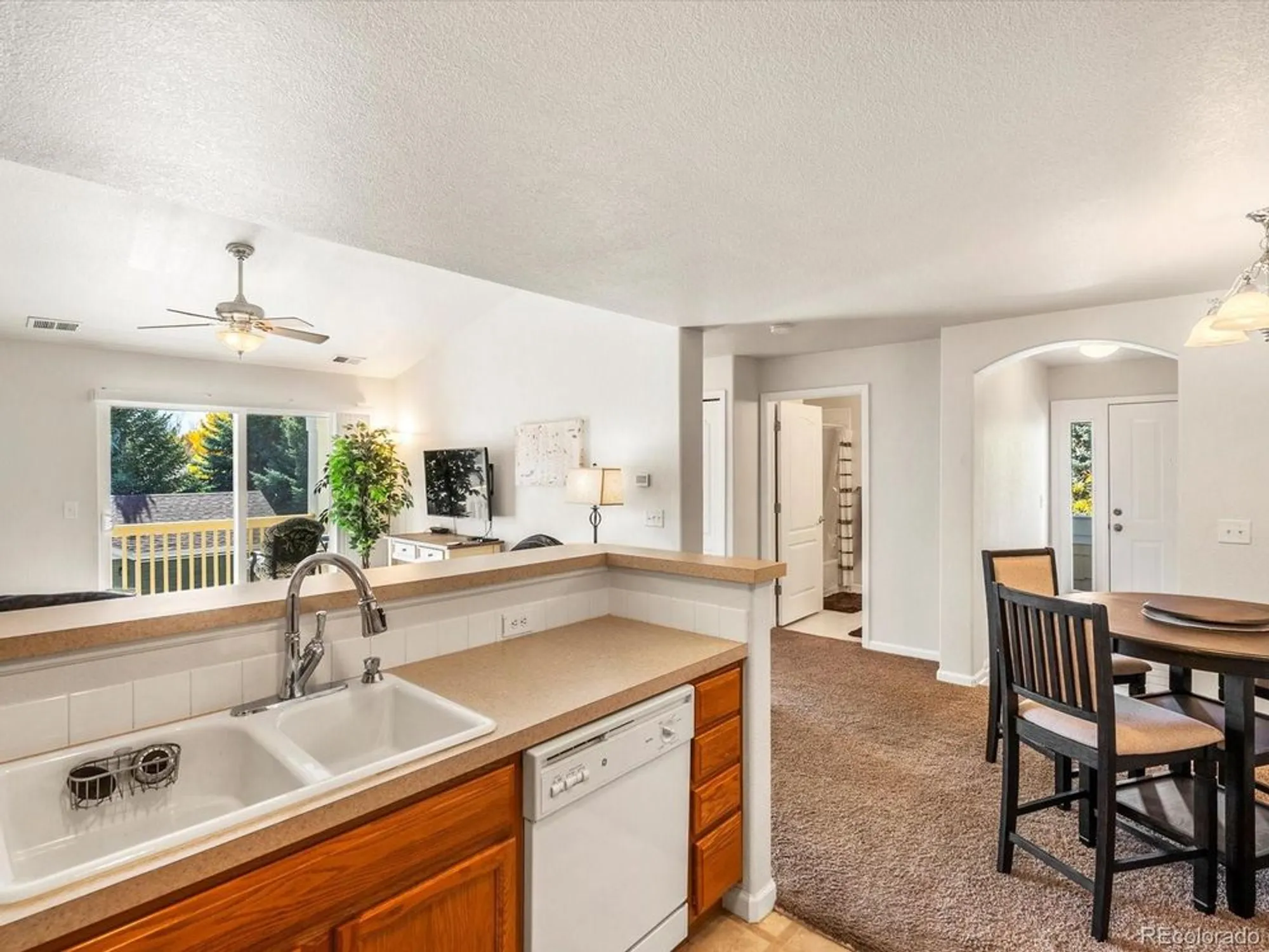 Property Slideshow image 14 of 32 | 4645 hahns peak dr unit 201, Loveland, CO, 80538