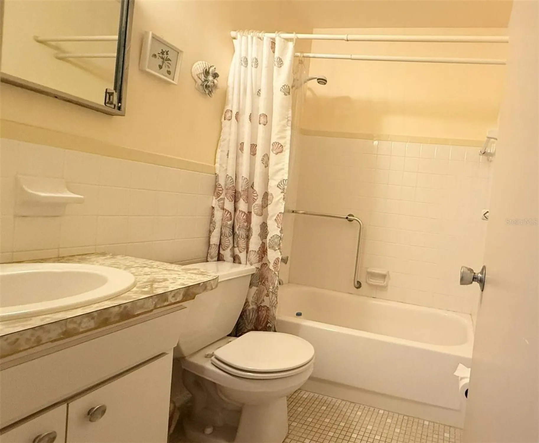 Property Slideshow image 24 of 33 | 2460 canadian way 48, Clearwater, FL, 33763