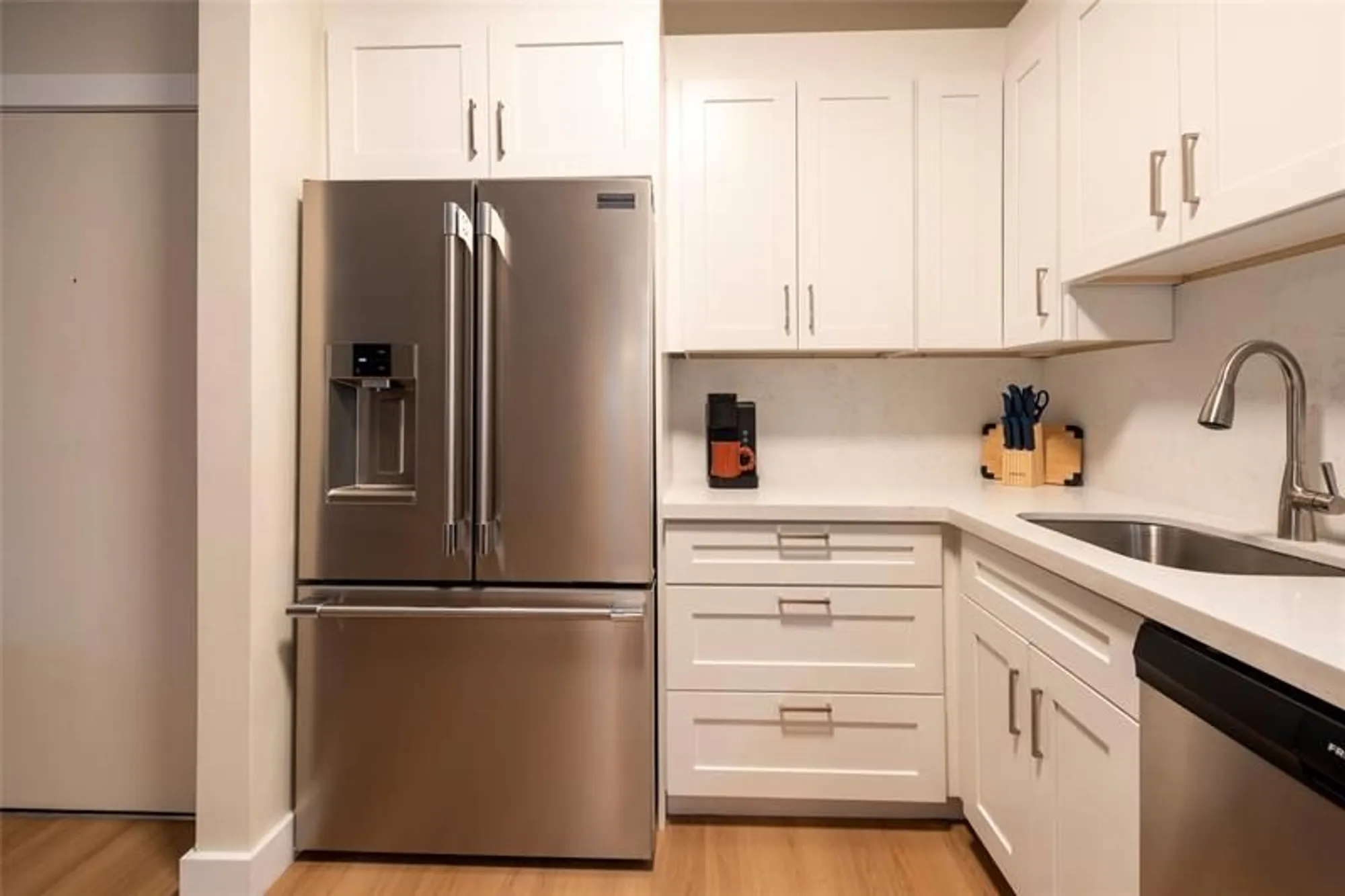 Property Slideshow image 8 of 20 | 7827 ashmont cir 208, Tamarac, FL, 33321