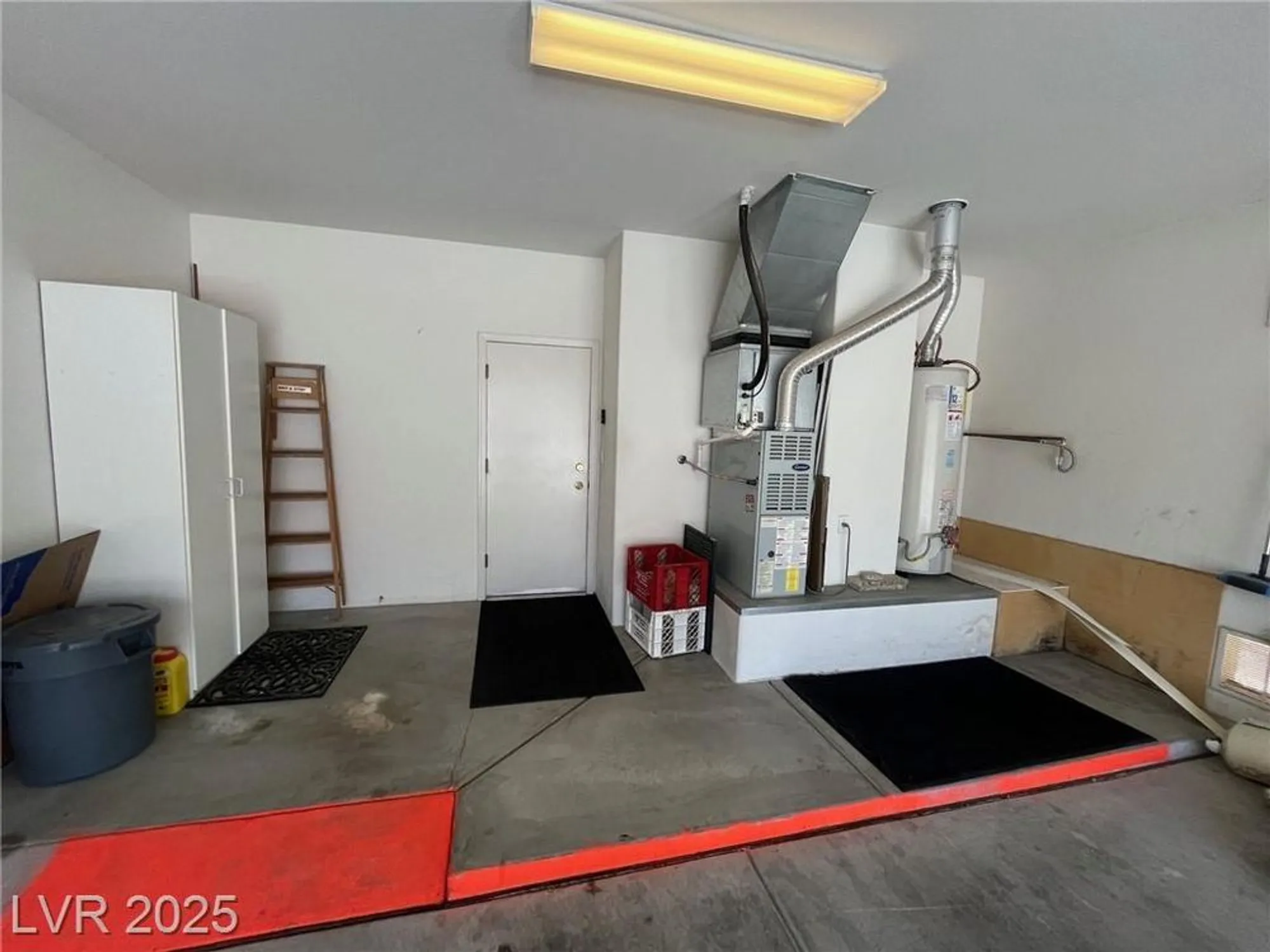 Property Slideshow image 10 of 38 | 10525 mission lakes ave, Las Vegas, NV, 89134