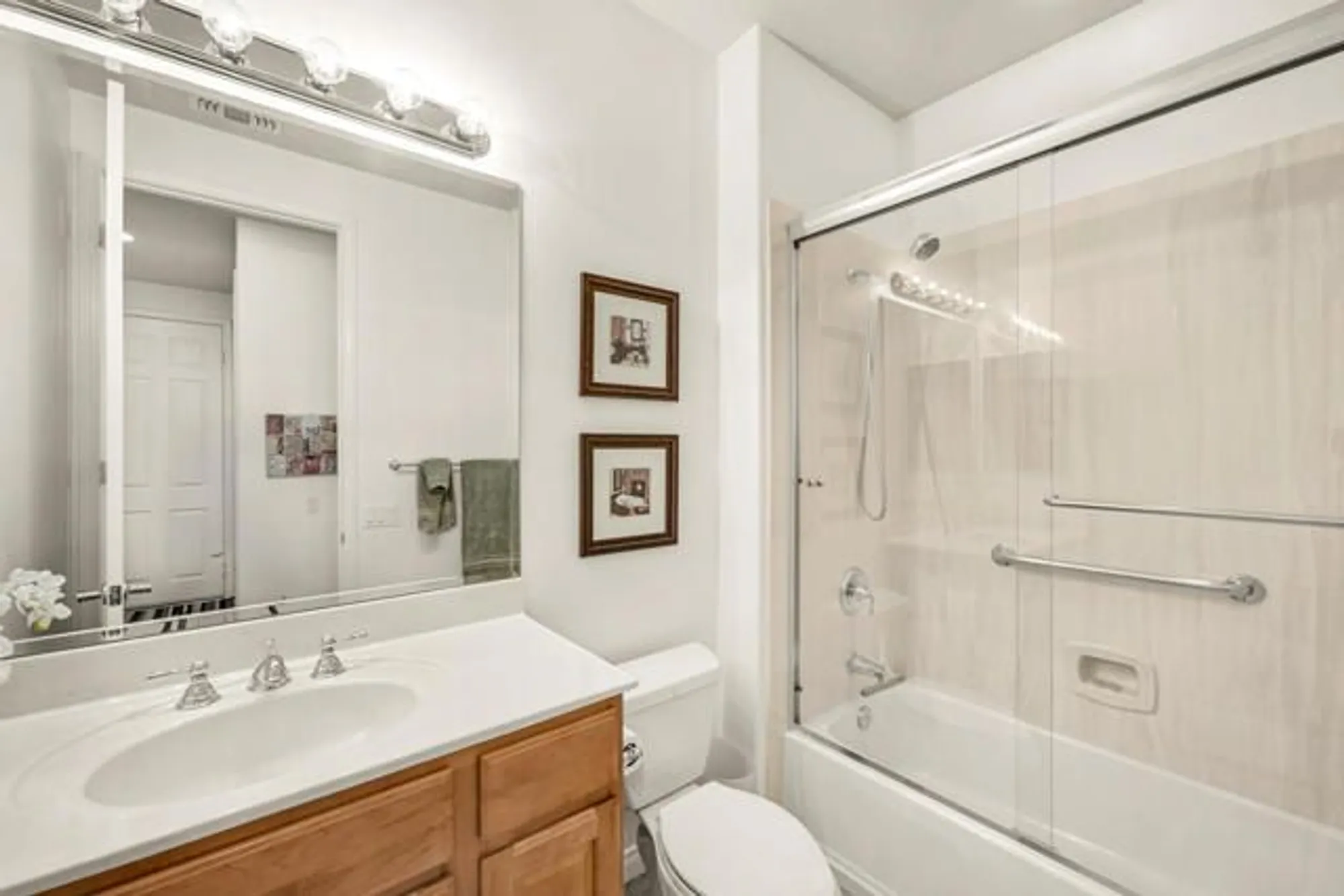 Property Slideshow image 24 of 42 | 80323 avenida linda vista, Indio, CA, 92203