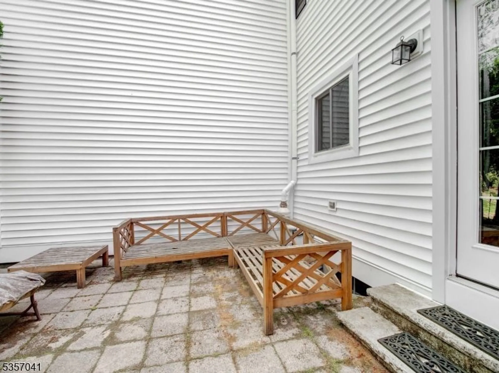 Property Slideshow image 19 of 28 | 77 hampshire dr, Mendham, NJ, 07945