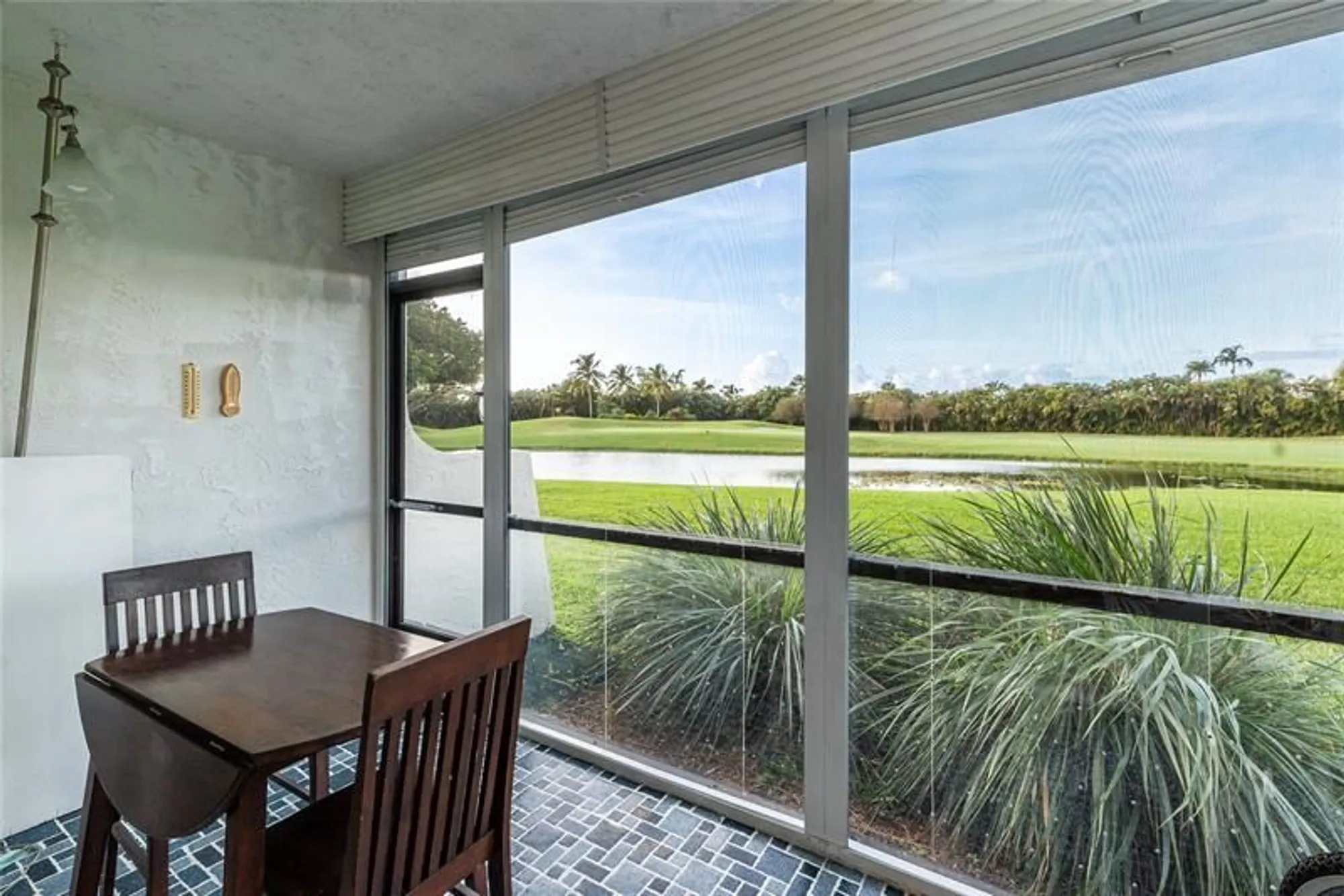 Property Slideshow image 19 of 56 | 9611 n hollybrook lake dr 107, Pembroke Pines, FL, 33025