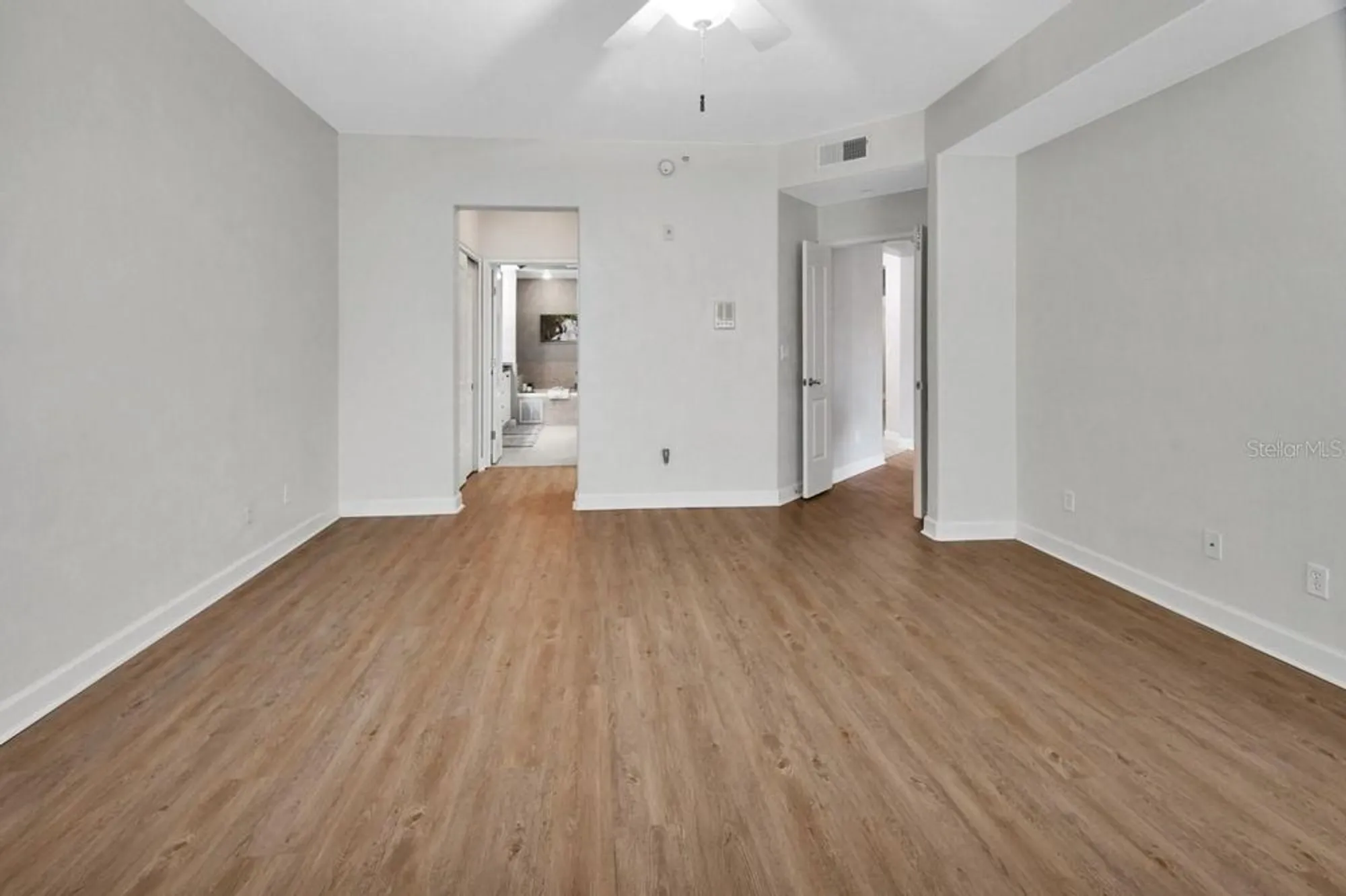 Property Slideshow image 16 of 54 | 424 luna bella ln apt 330, New Smyrna Beach, FL, 32168