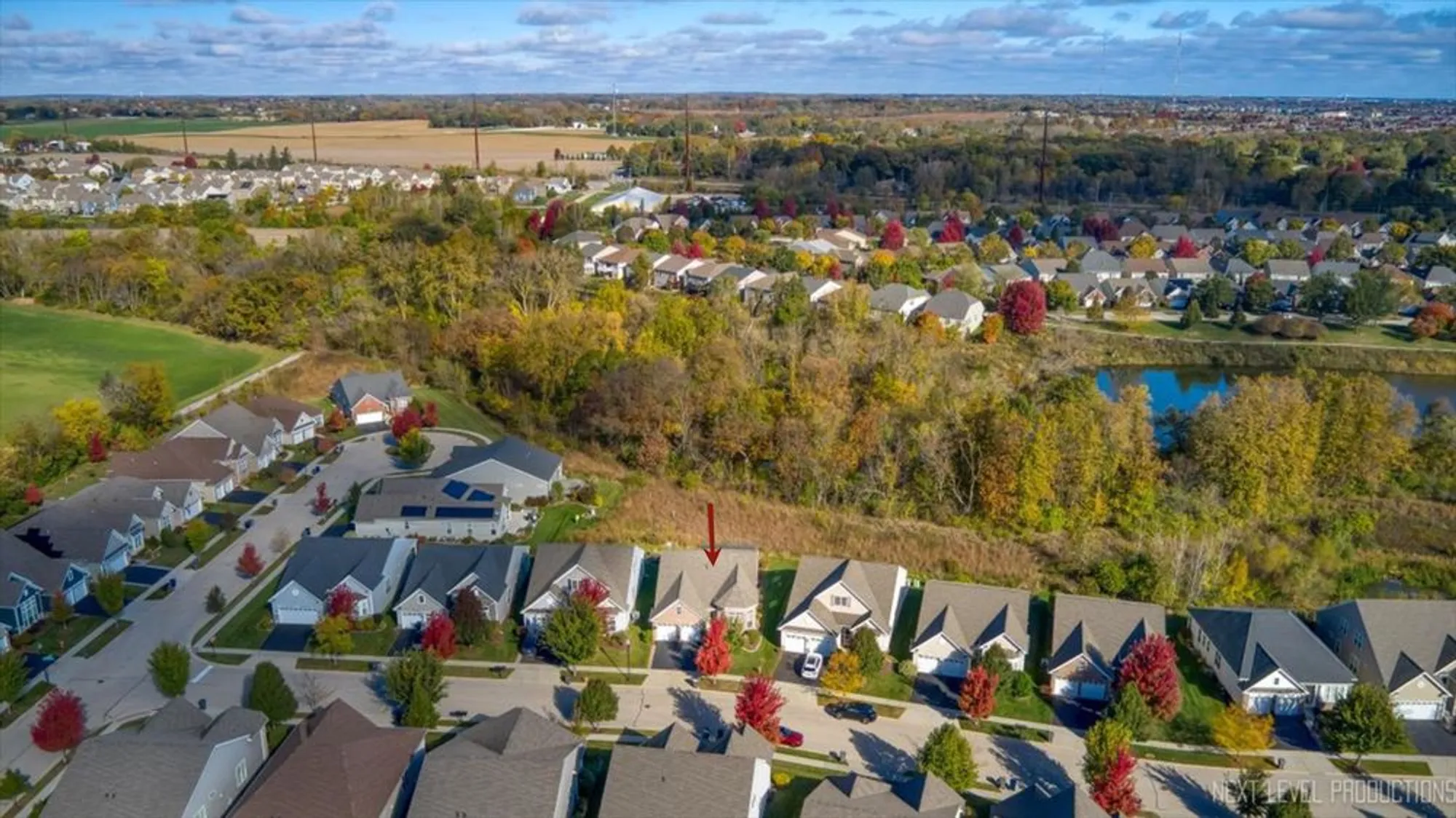 Property Slideshow image 4 of 31 | 3870 crooked creek dr, Elgin, IL, 60124