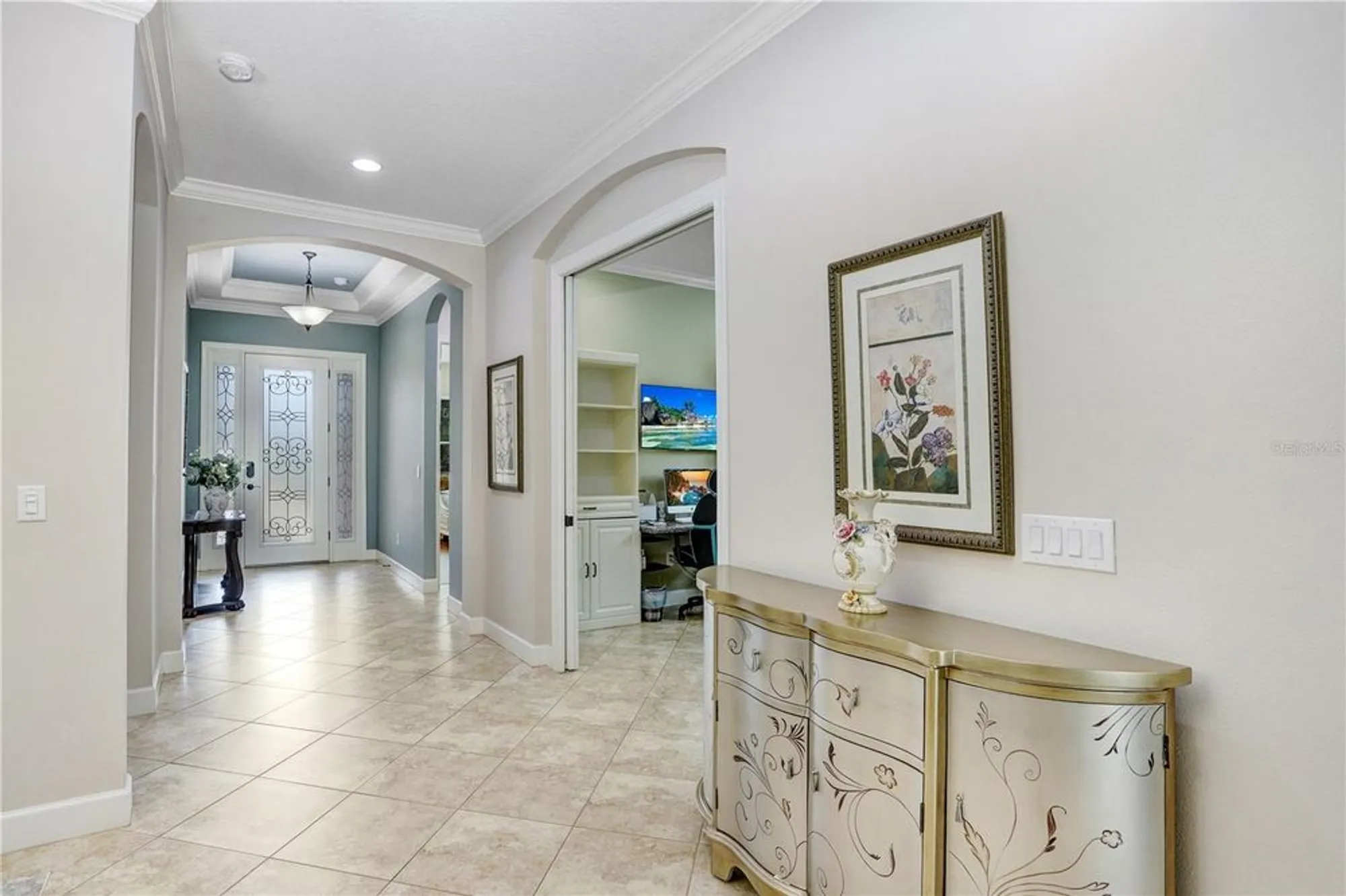 Property Slideshow image 6 of 39 | 8605 grand alberato rd, Tampa, FL, 33647