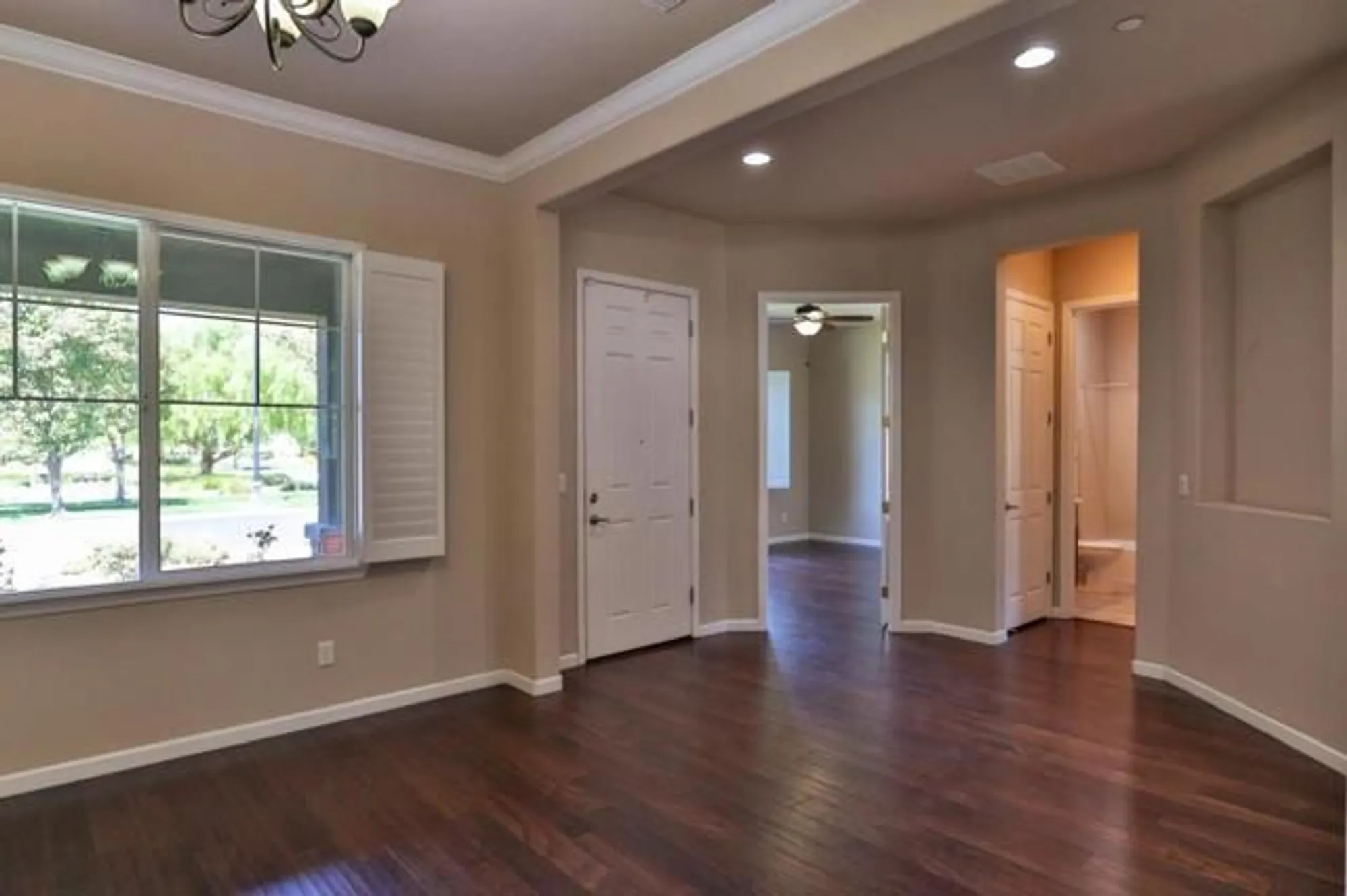 Property Slideshow image 11 of 107 | 2690 steeple run ln, Manteca, CA, 95336