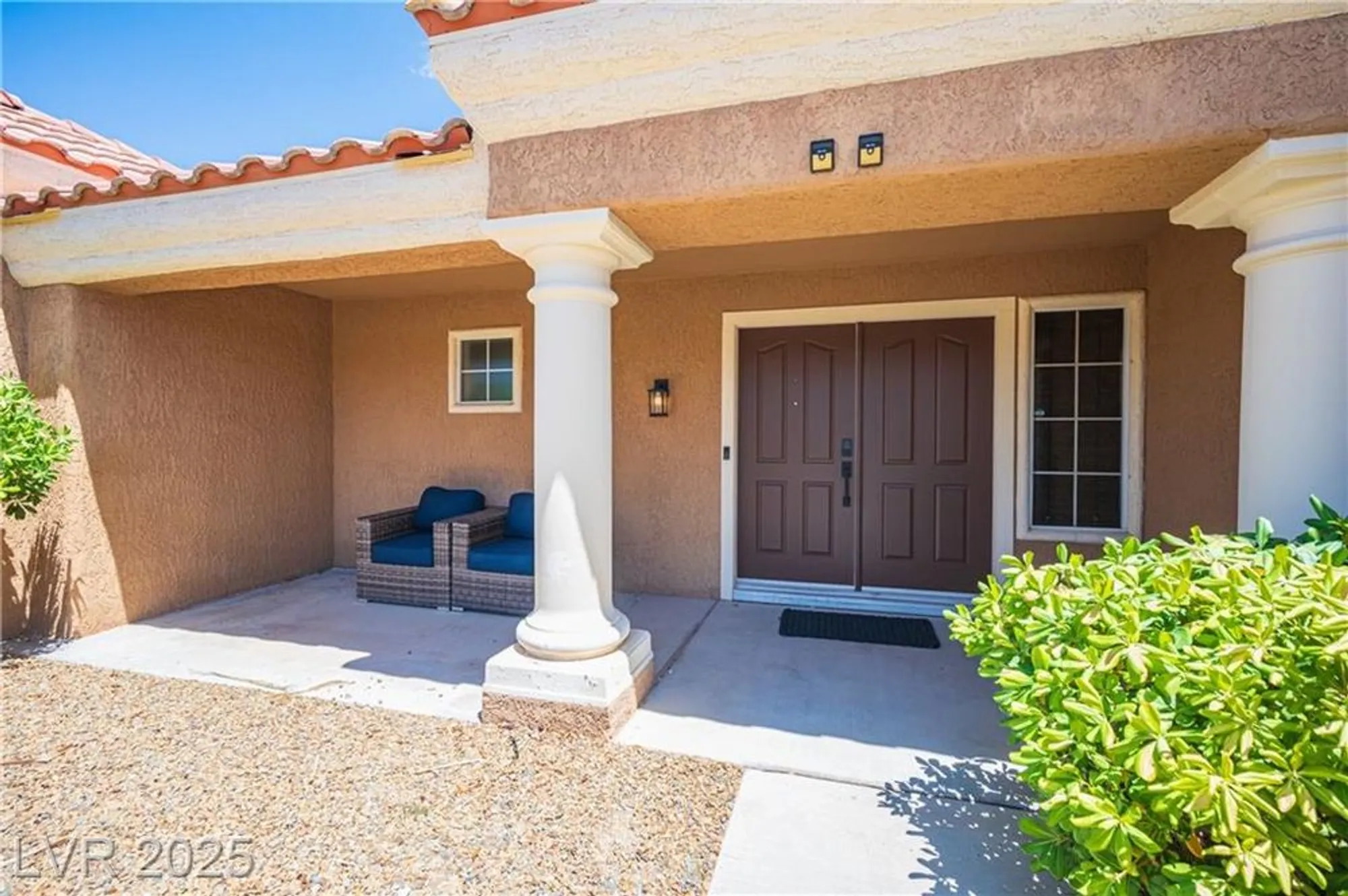 Property Slideshow image 7 of 72 | 2548 tumble brook dr, Las Vegas, NV, 89134