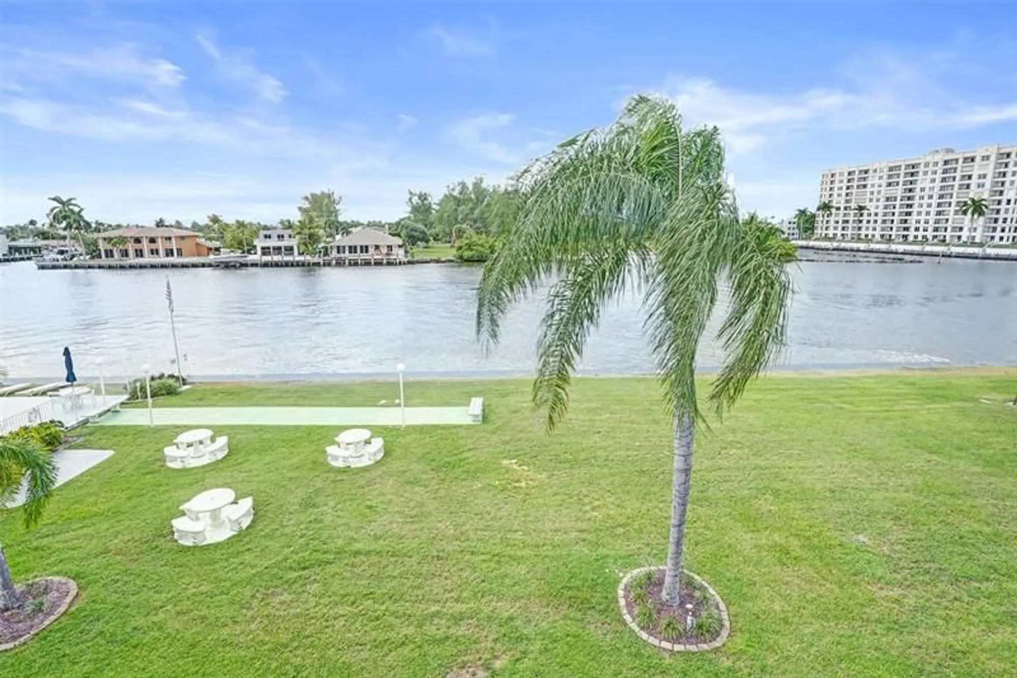Property Slideshow image 36 of 49 | 1001 n riverside dr 304, Pompano Beach, FL, 33062