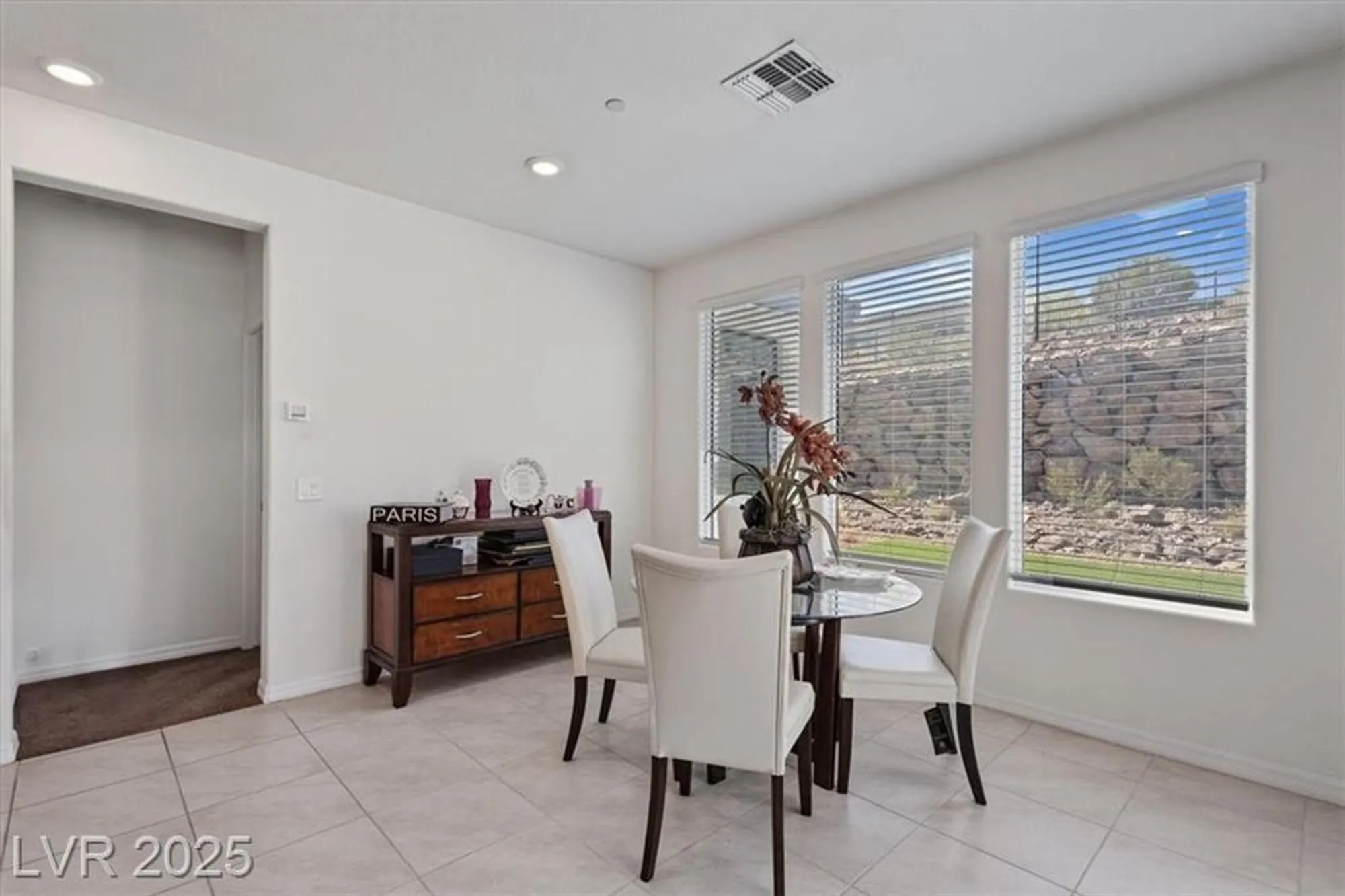 Property Slideshow image 15 of 35 | 25 stone yucca ct, Henderson, NV, 89011