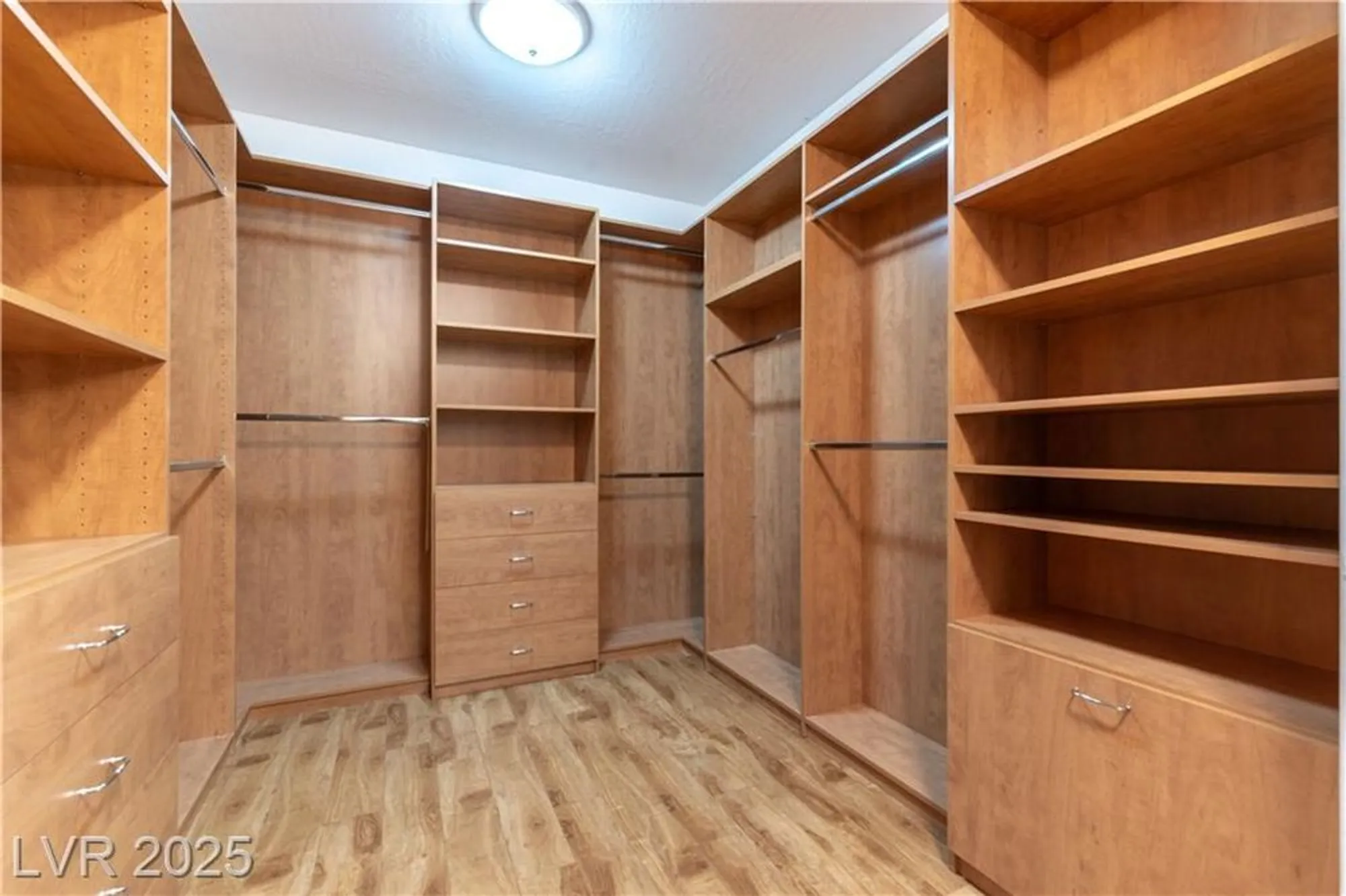 Property Slideshow image 13 of 55 | 3108 kookaburra way, North Las Vegas, NV, 89084