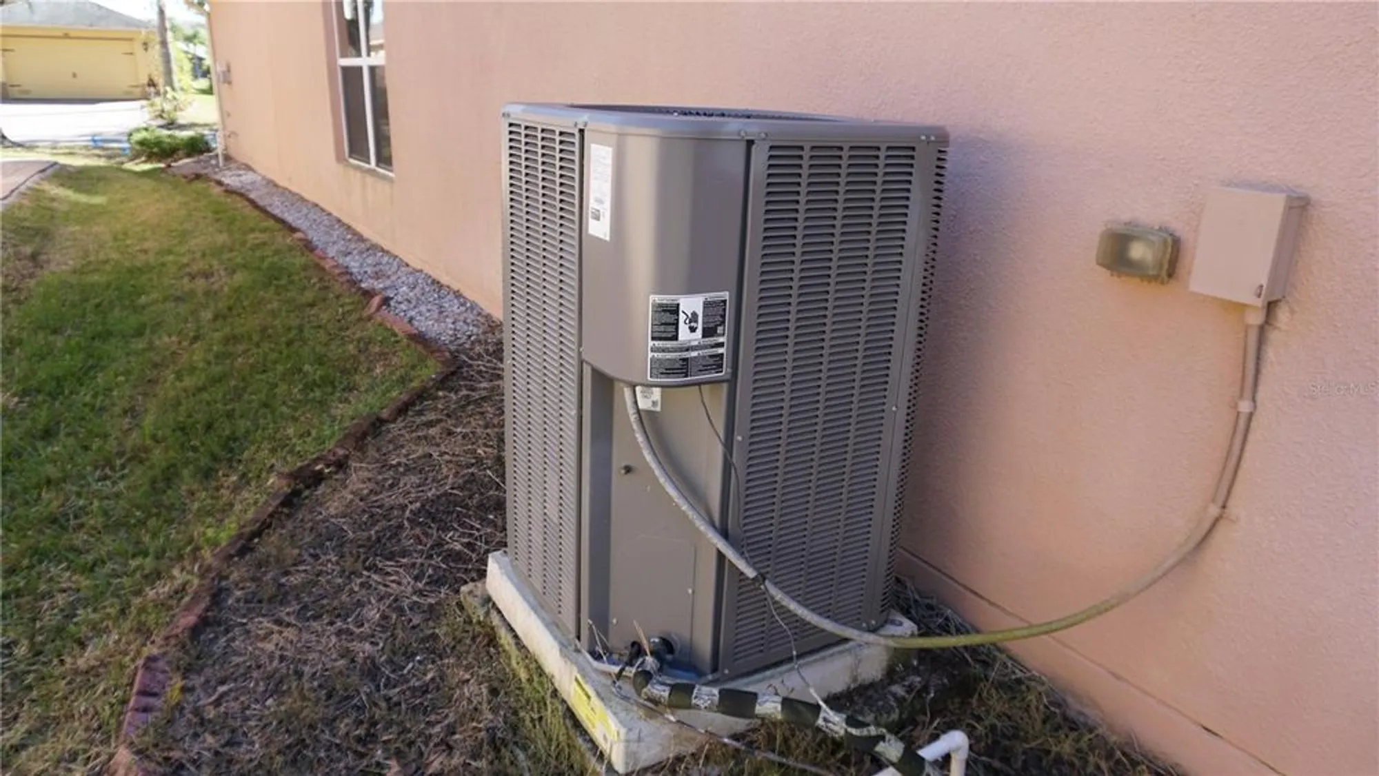 Property Slideshow image 9 of 32 | 156 grand canal dr, Poinciana, FL, 34759