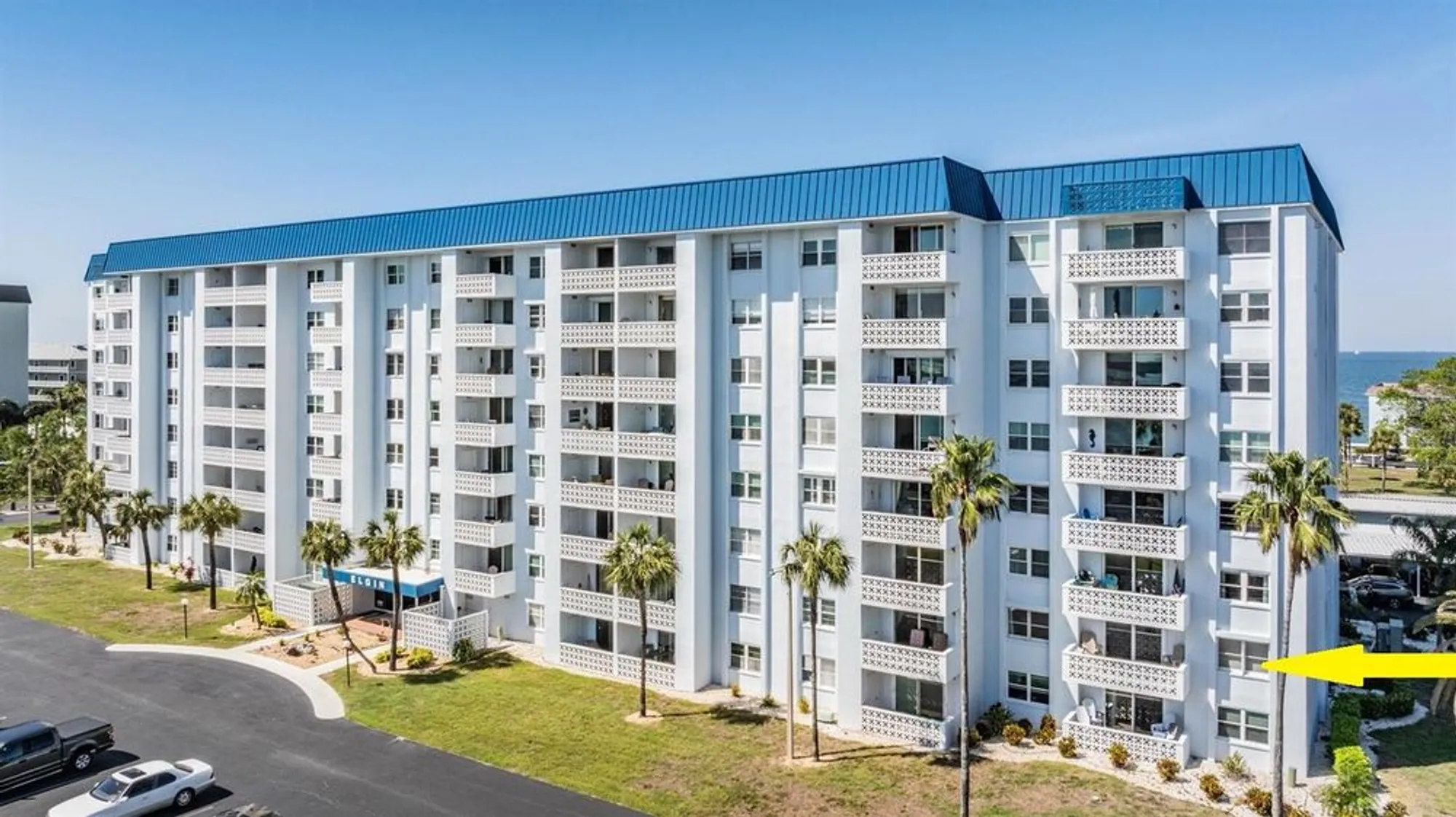 Property Slideshow image 2 of 64 | 7 elgin pl apt 202, Dunedin, FL, 34698