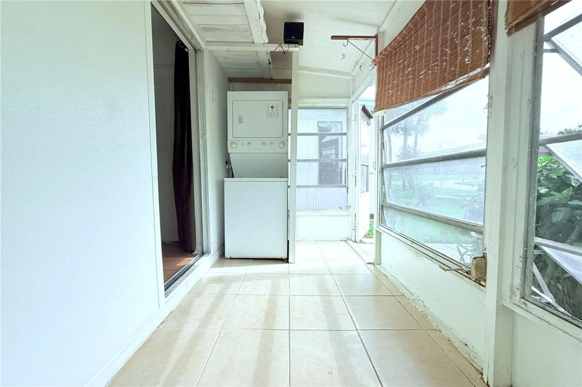 Property Slideshow image 29 of 40 | 101 cambridge trl apt 194, Sun City Center, FL, 33573