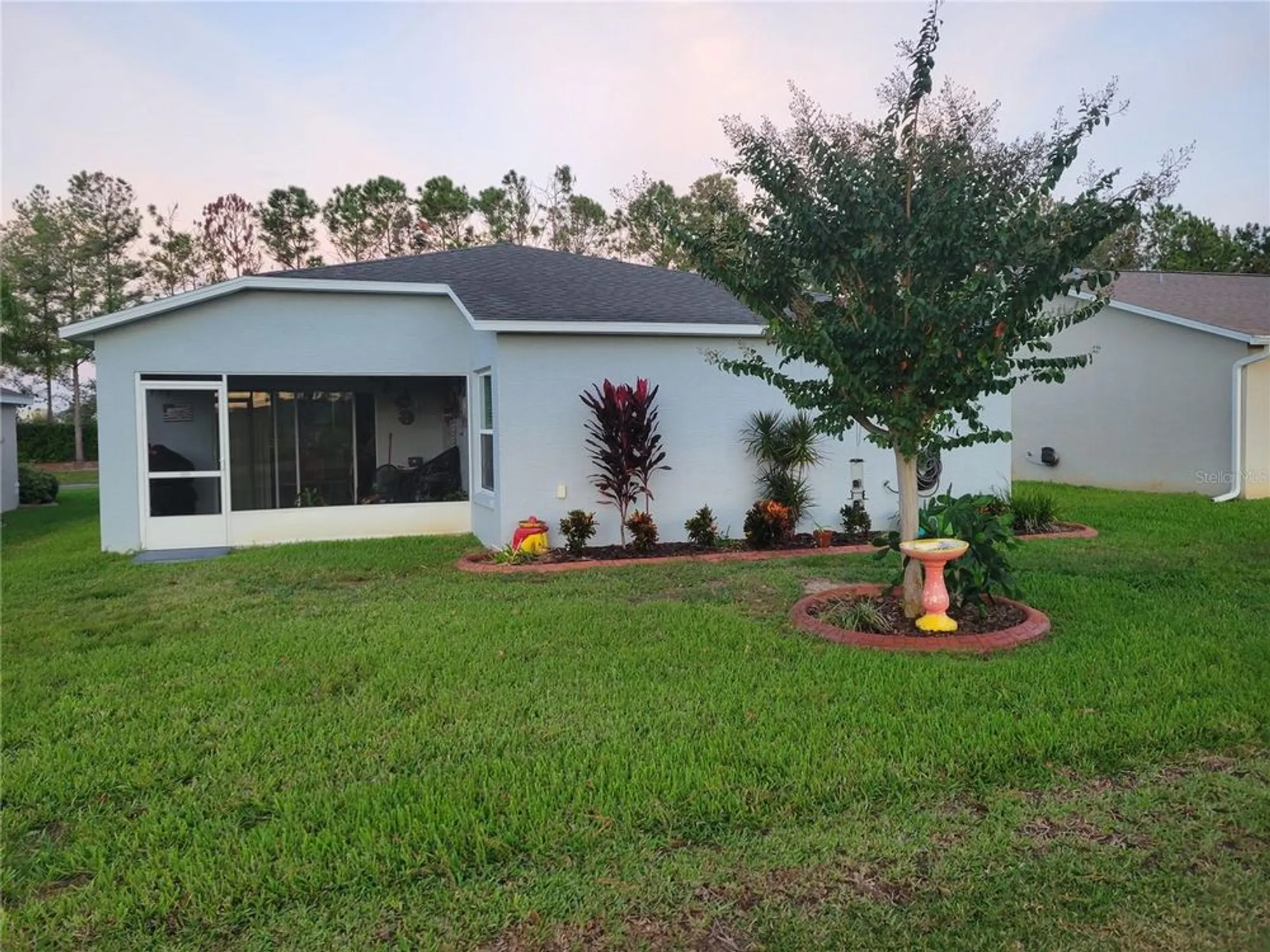 Property Slideshow image 14 of 55 | 27343 roanoke dr, Leesburg, FL, 34748