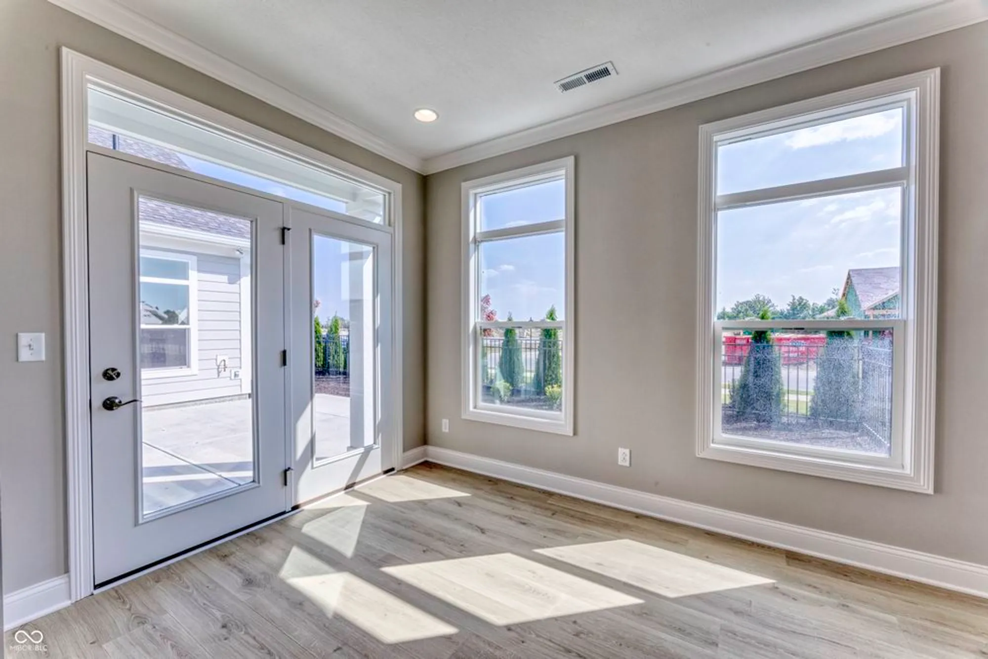 Property Slideshow image 27 of 45 | 14832 higgins dr, Westfield, IN, 46074