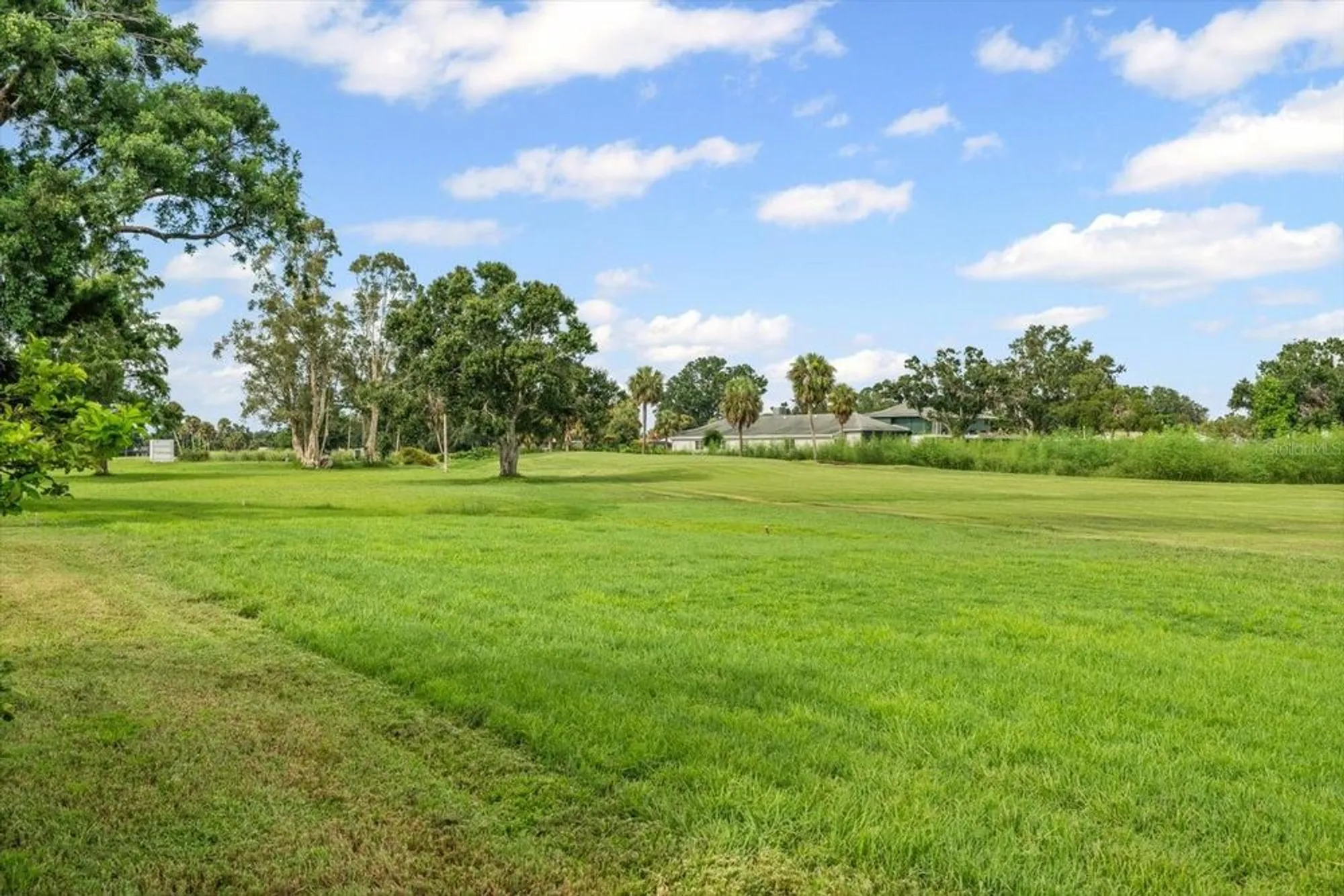 Property Slideshow image 43 of 44 | 3339 sheffield cir, Sarasota, FL, 34239