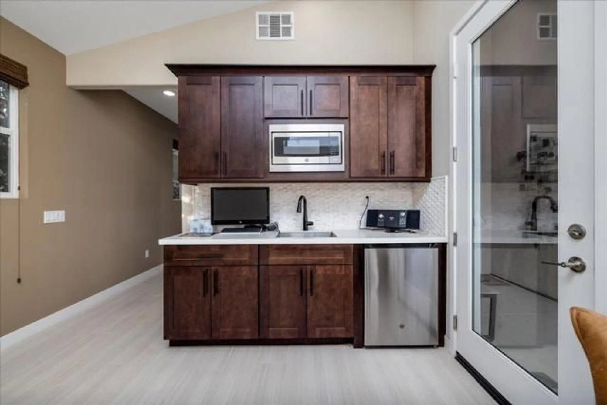 Property Slideshow image 25 of 78 | 1514 overpark ln, Beaumont, CA, 92223