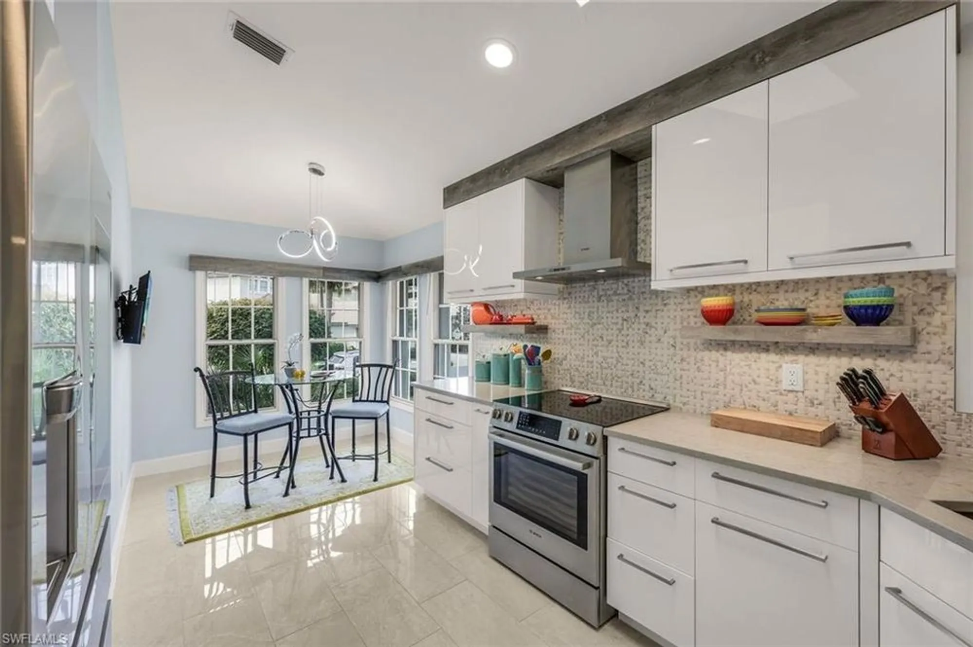 Property Slideshow image 9 of 25 | 27171 enclave dr, Bonita Springs, FL, 34134