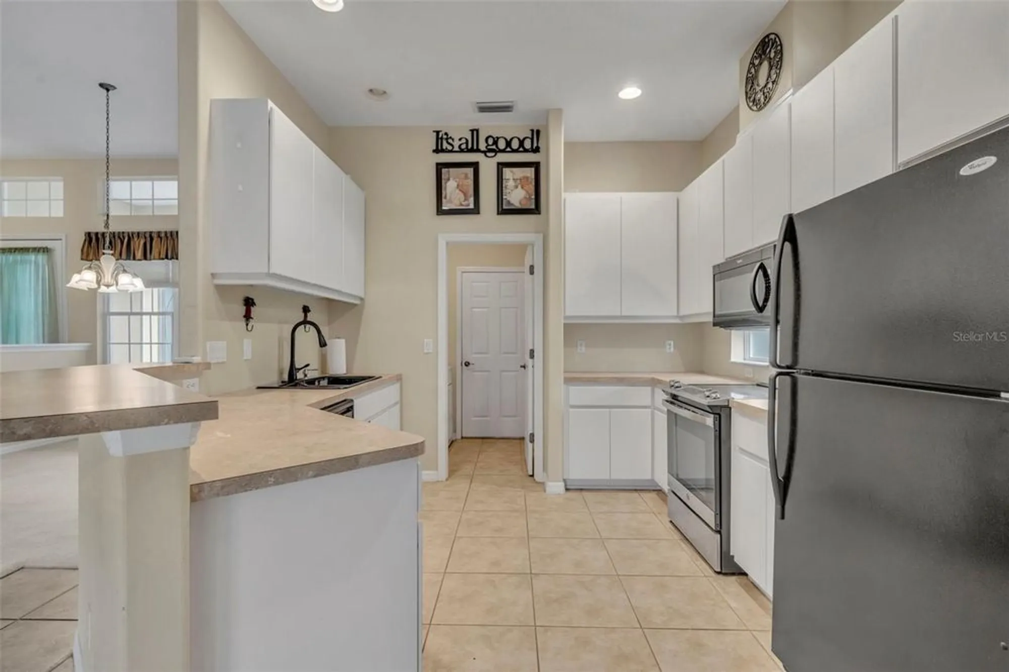 Property Slideshow image 19 of 52 | 5837 bounty cir, Tavares, FL, 32778