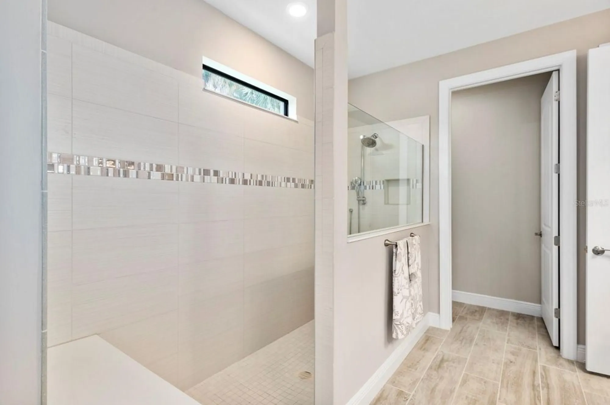 Property Slideshow image 22 of 61 | 5610 rain lily ct, Sarasota, FL, 34238