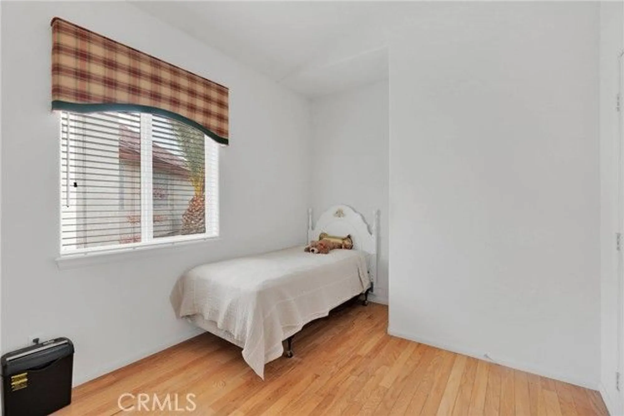 Property Slideshow image 21 of 54 | 19559 northstar ct, Apple Valley, CA, 92308