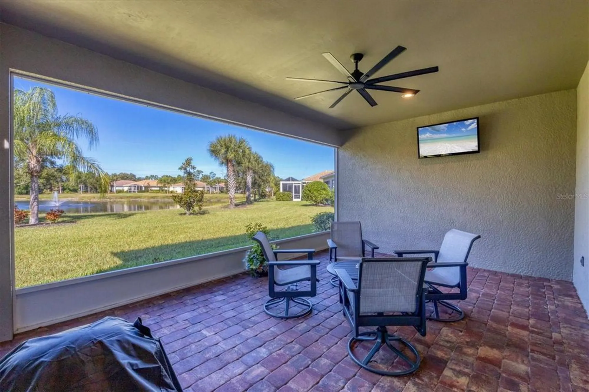 Property Slideshow image 35 of 66 | 6144 abaco dr, Sarasota, FL, 34238