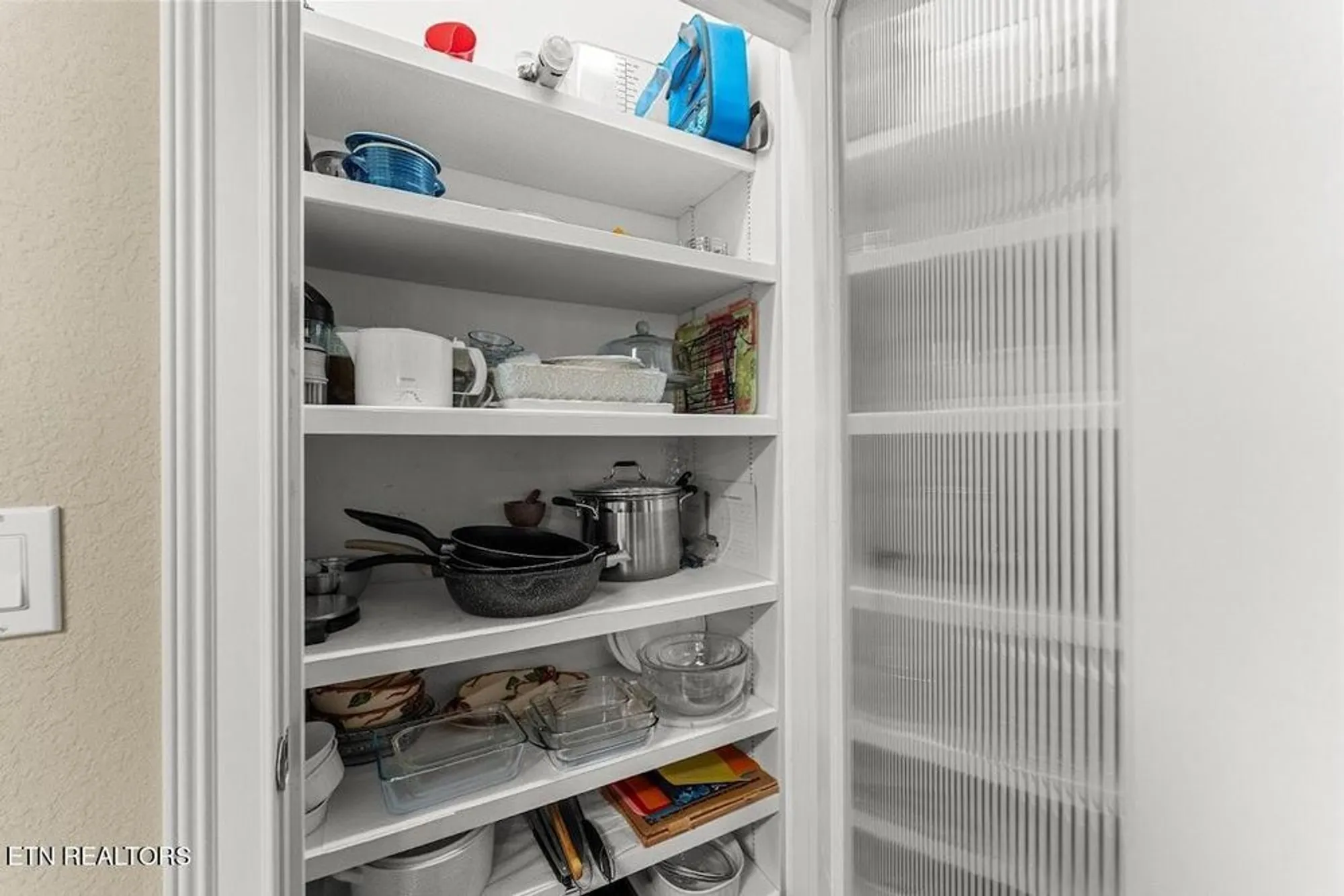 Property Slideshow image 25 of 42 | 151 forest view dr, Crossville, TN, 38558