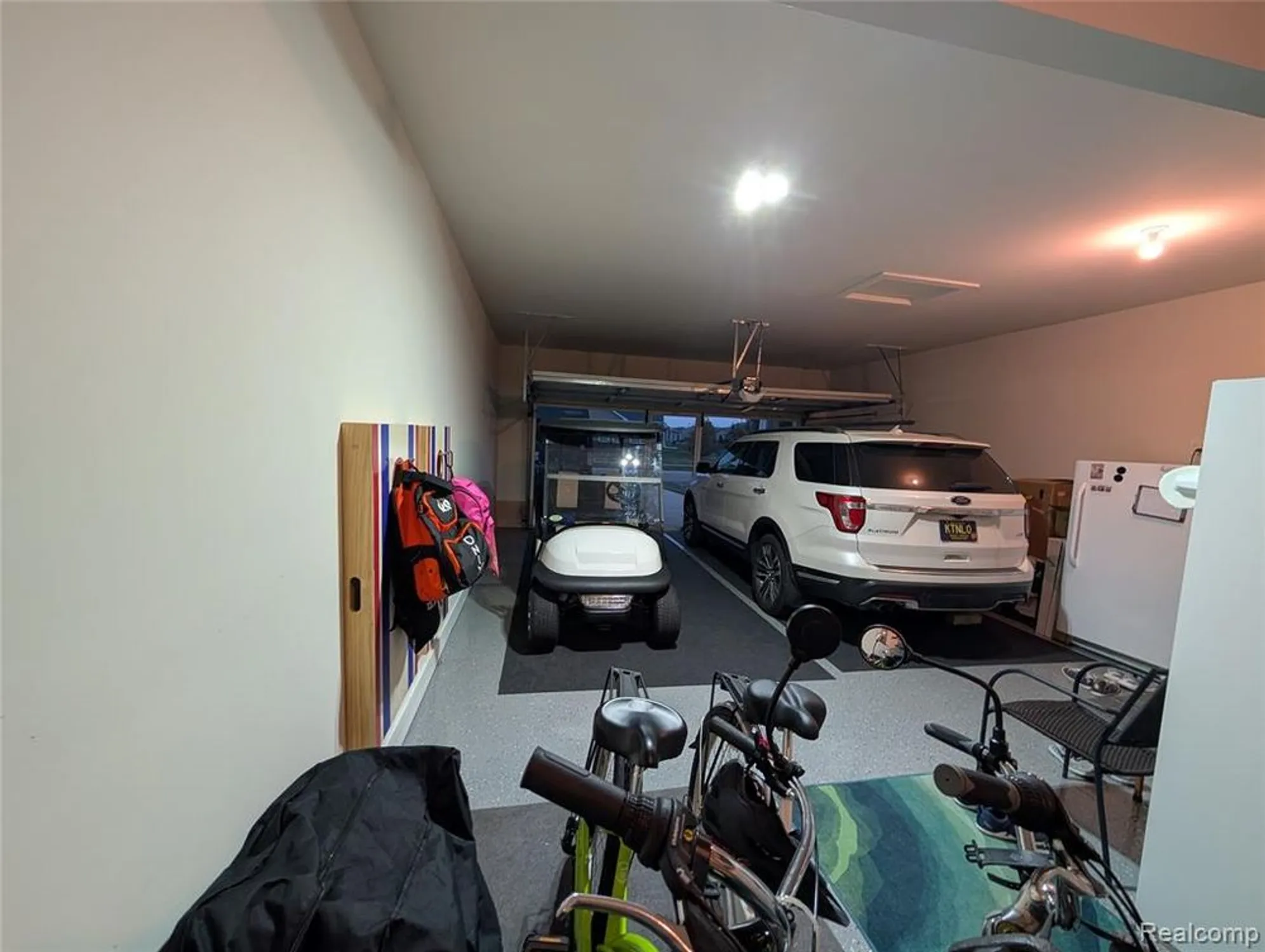 Property Slideshow image 39 of 51 | 27176 walloon way, Brownstown Twp, MI, 48134
