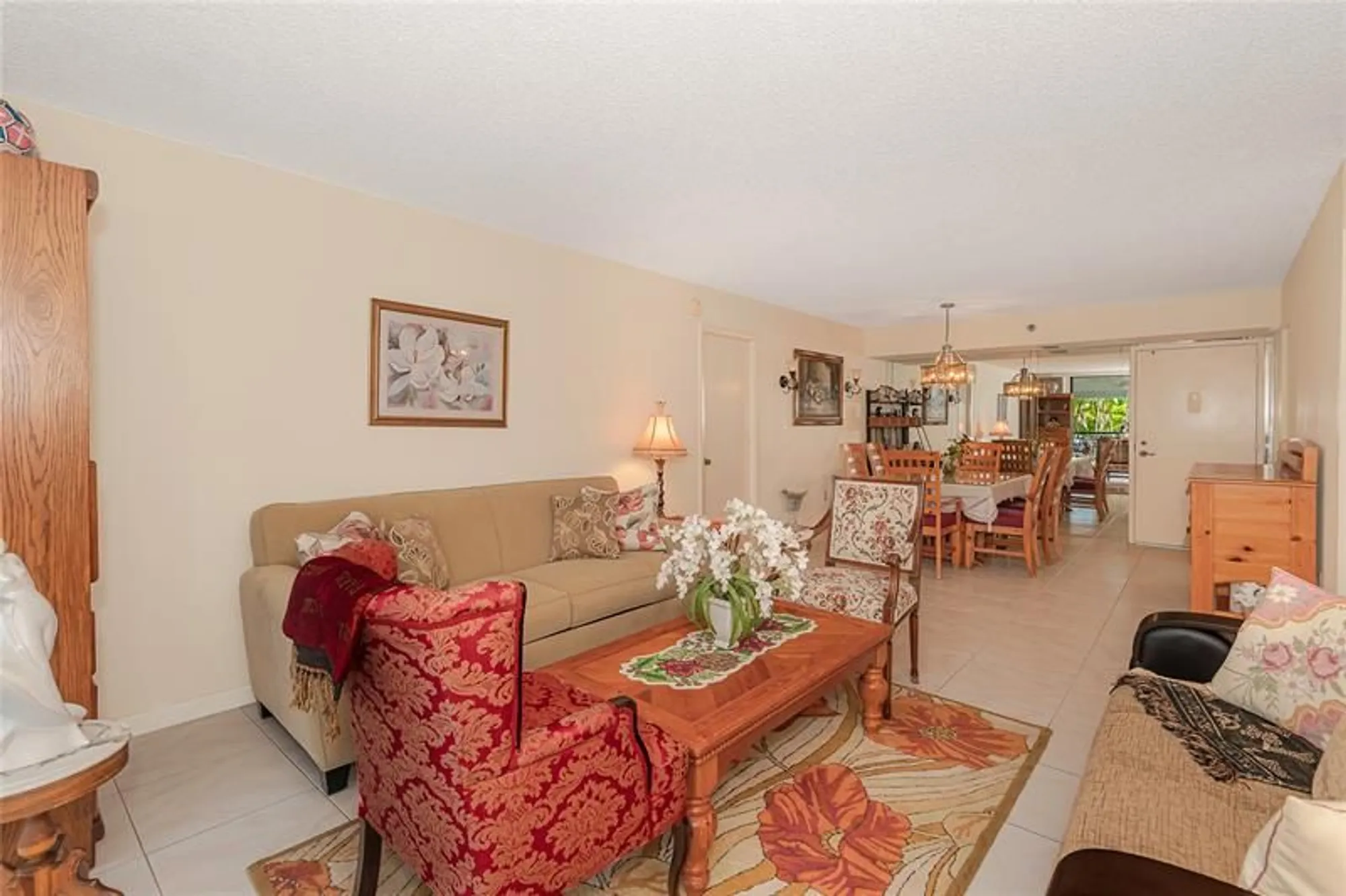 Property Slideshow image 6 of 29 | 1100 saint charles pl 207, Pembroke Pines, FL, 33026