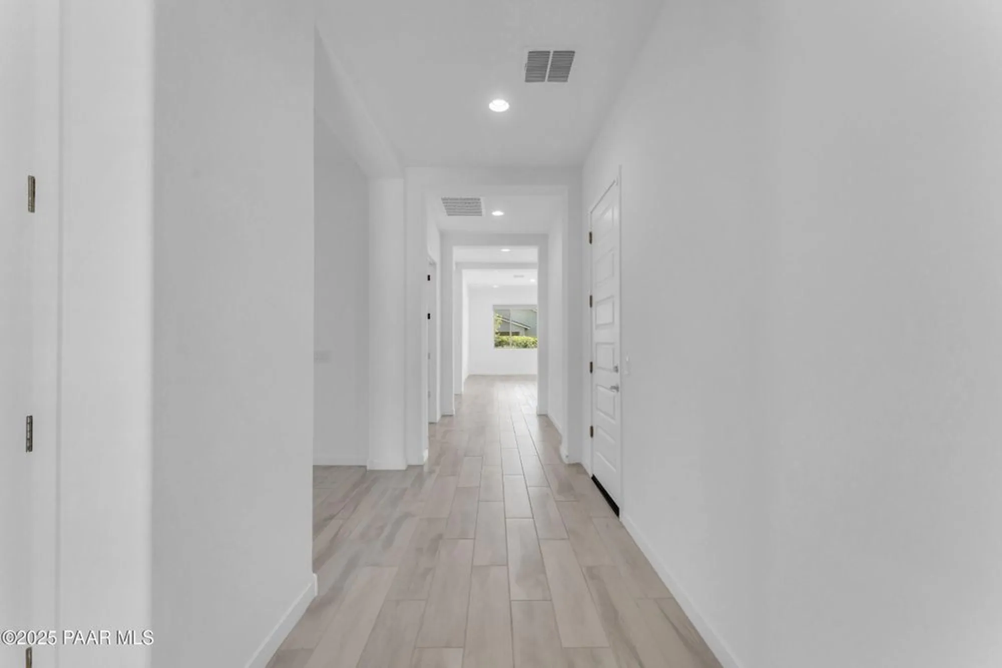 Property Slideshow image 7 of 71 | 24711 n 174th ln, Surprise, AZ, 85387